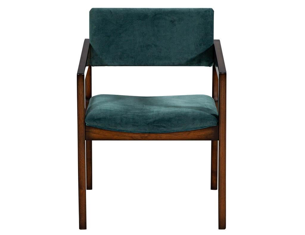 mid century modern accent chairs