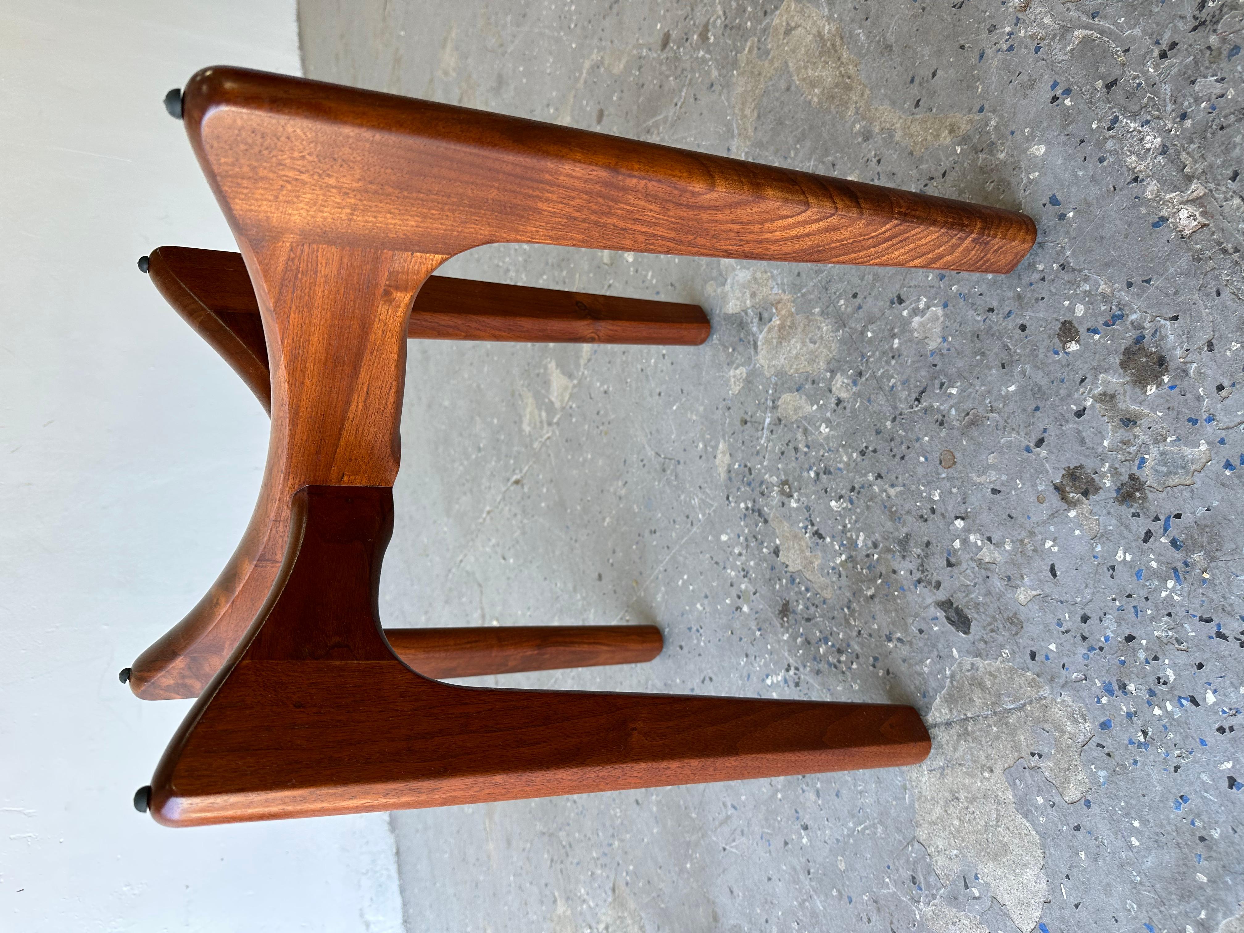 Pair of Mid-Century Modern Adrian Pearsall Stingray Glass Top End Tables 4