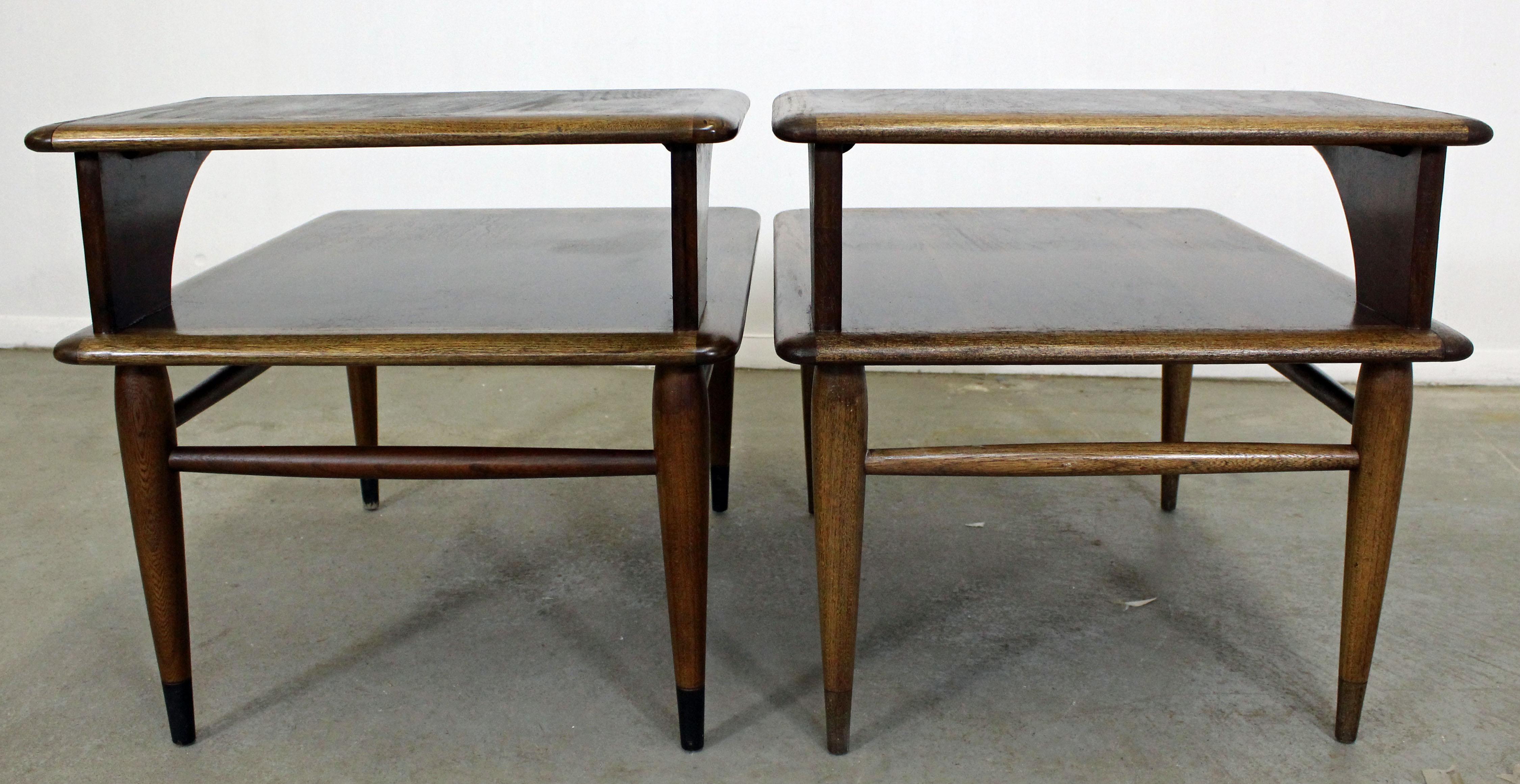 Oak Pair of Mid-Century Modern Andre Bus Lane Acclaim 2-Tier End Tables