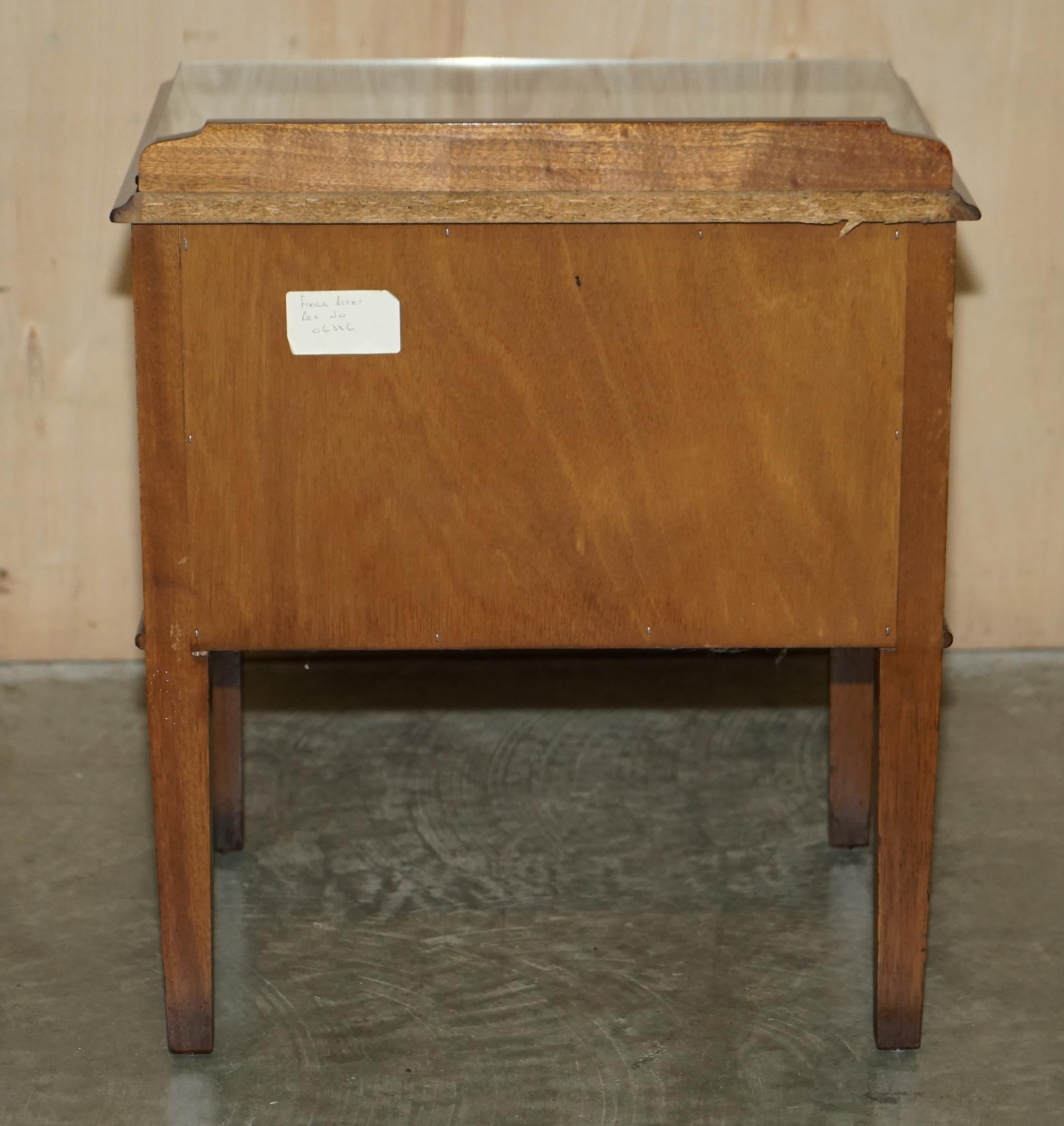 Pair of Mid Century Modern Andrew Thompson Burr Walnut Side End Bedside Tables For Sale 12