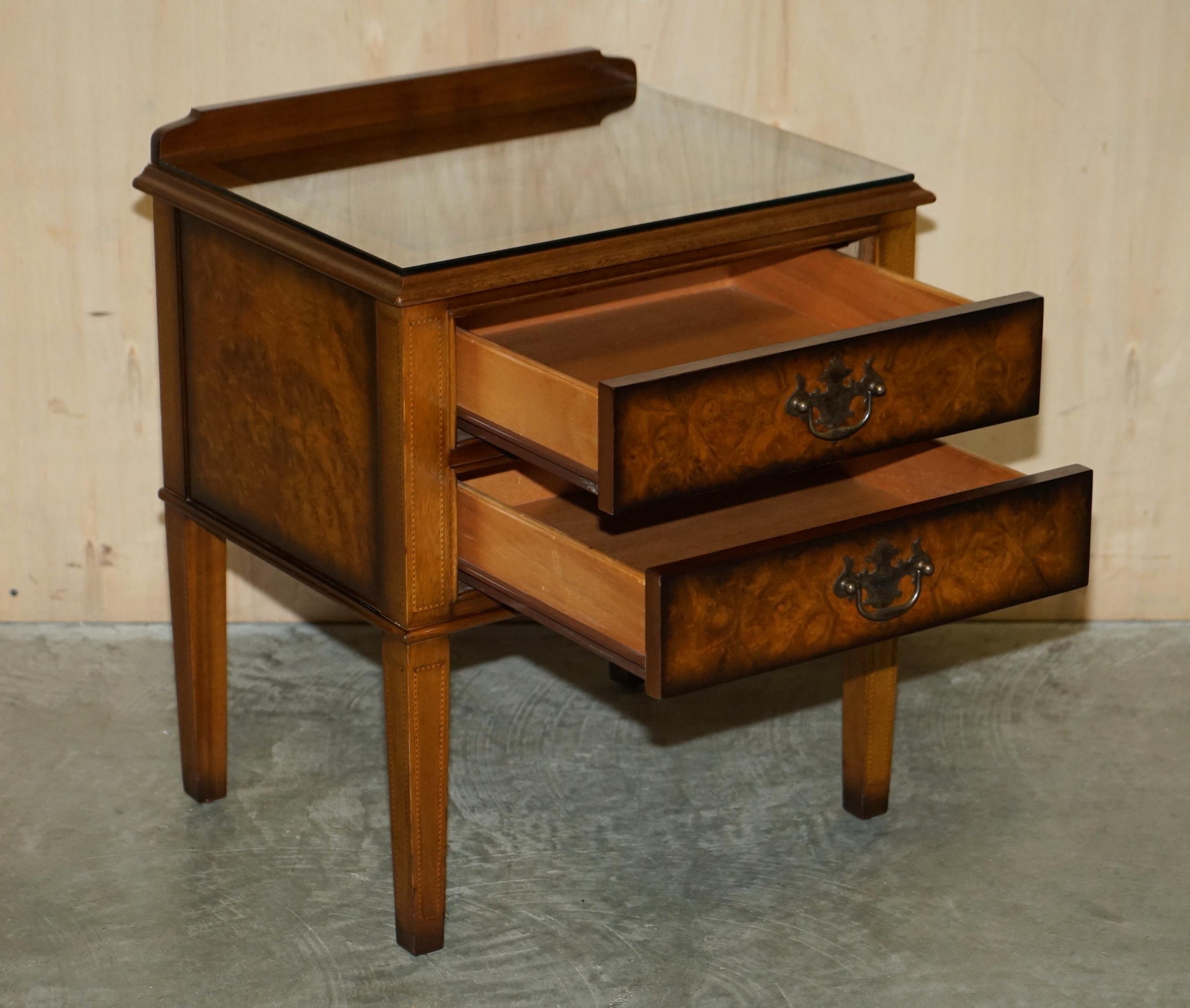 Pair of Mid Century Modern Andrew Thompson Burr Walnut Side End Bedside Tables For Sale 14