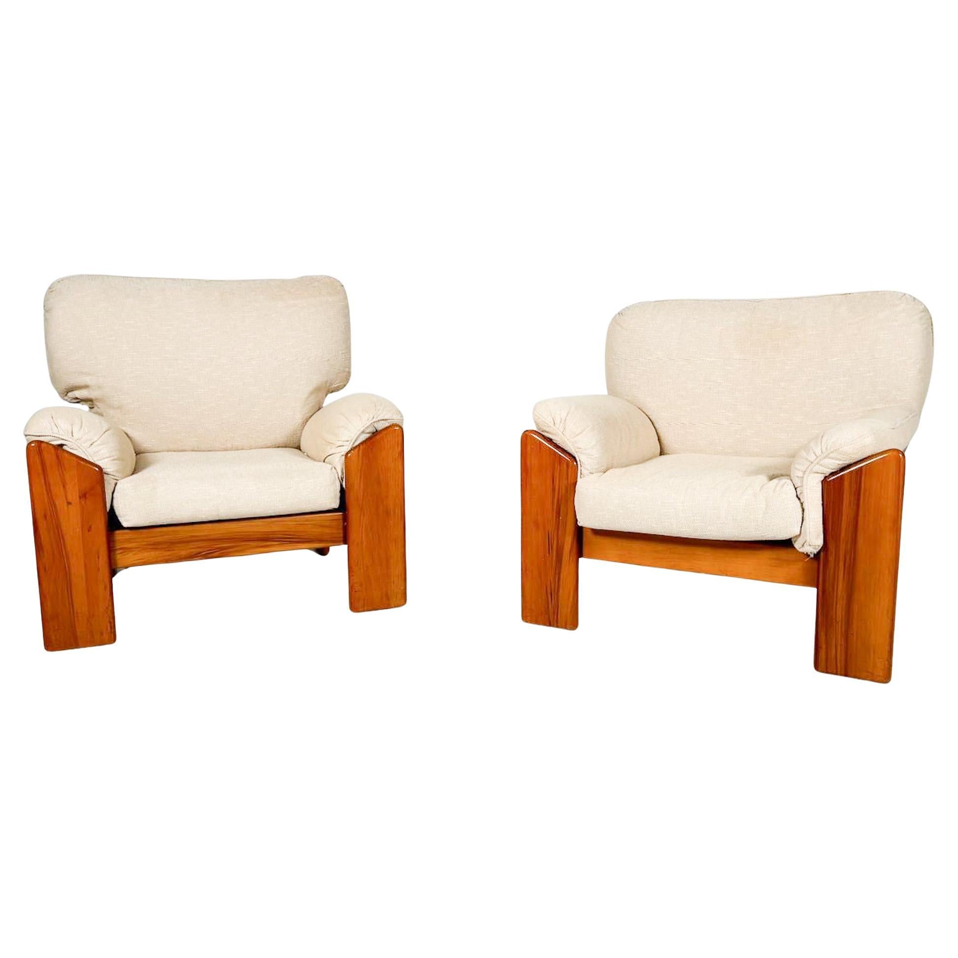 Pair of Mid Century Modern Armchair by Sapporo for Mobil Girgi, Italy For Sale