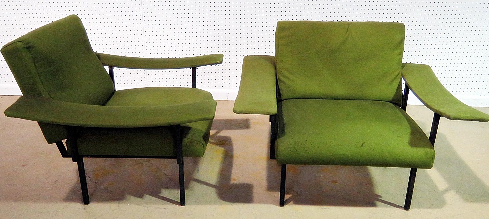 Italian Pair of Mid-Century Modern Armchairs