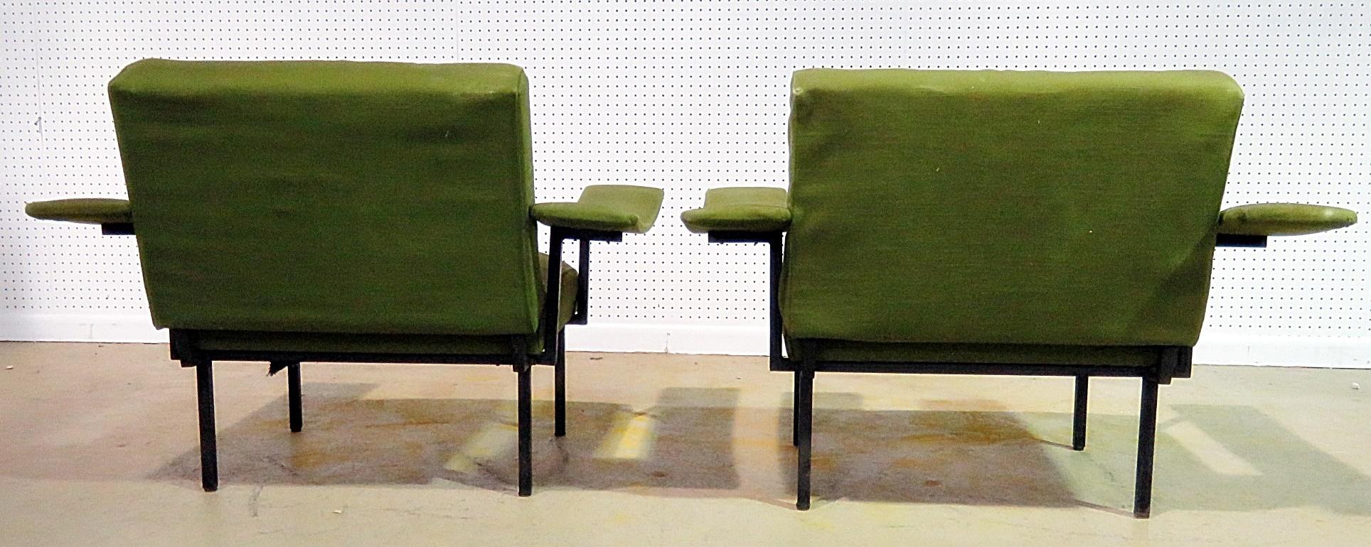 20th Century Pair of Mid-Century Modern Armchairs