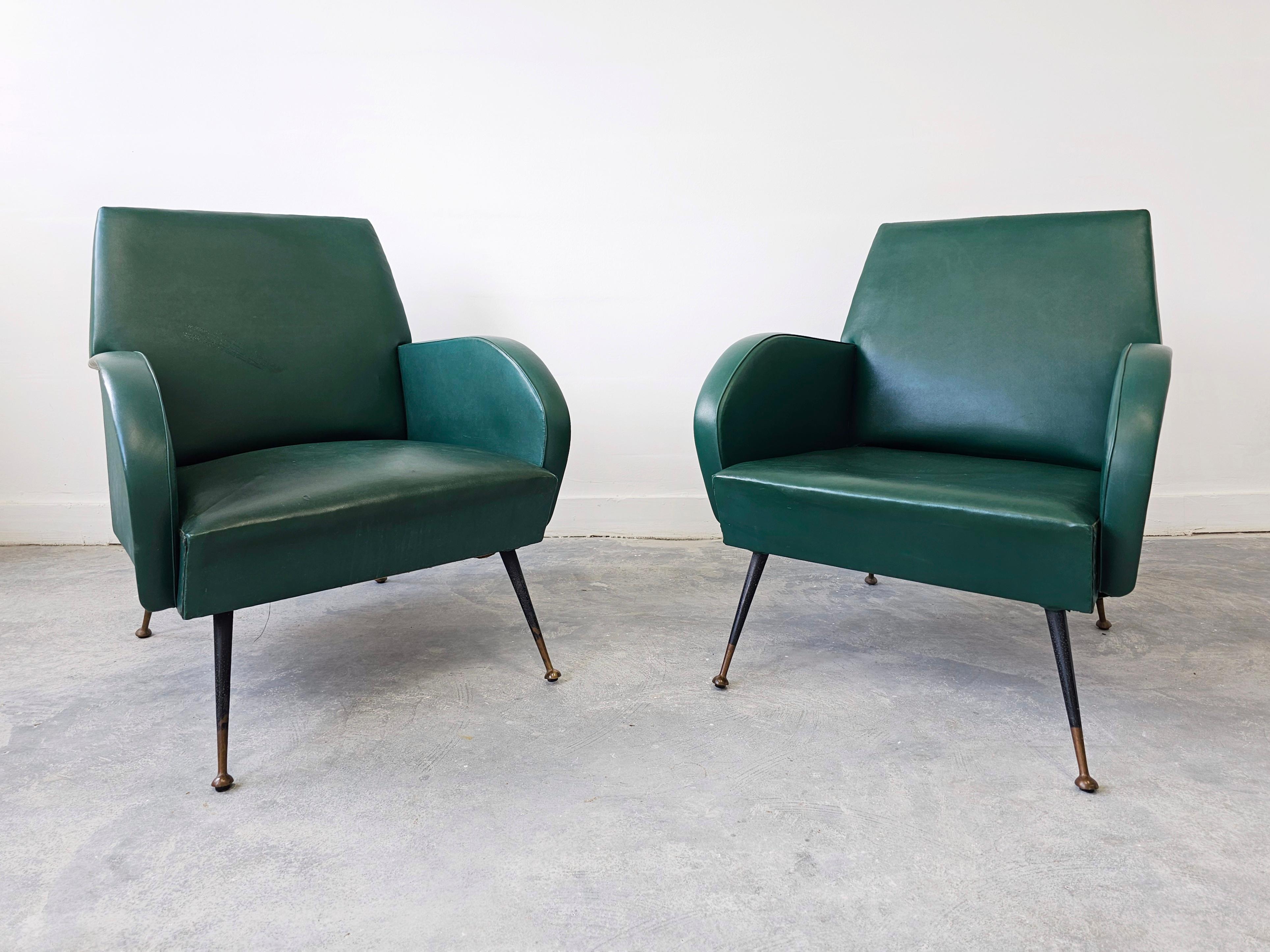 In this listing you will find a pair of Mid Century Modern Armchairs designed in style of Marco Zanuso's 