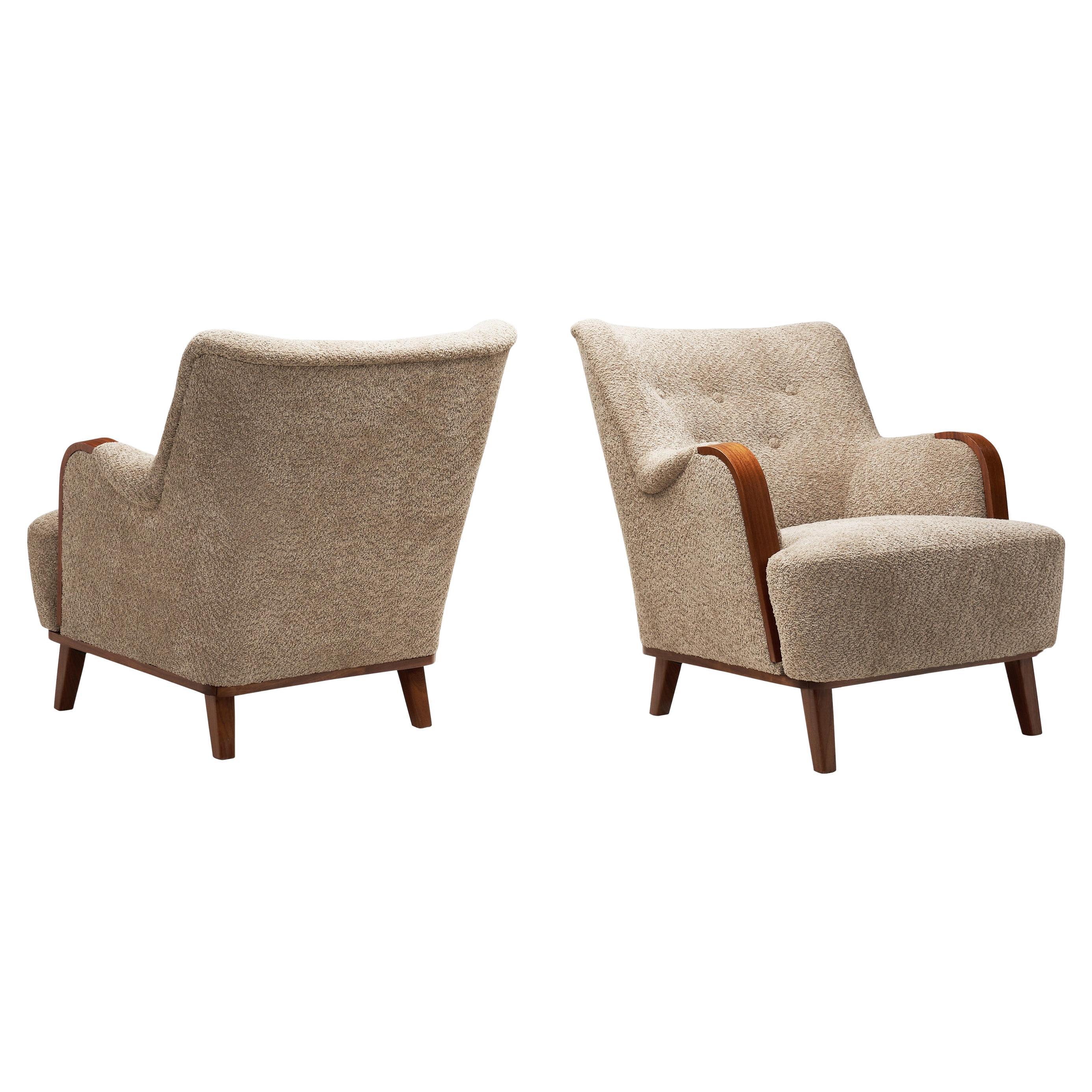 Paire de fauteuils The Modernity avec accoudoirs en bois, Europe 1950s en vente