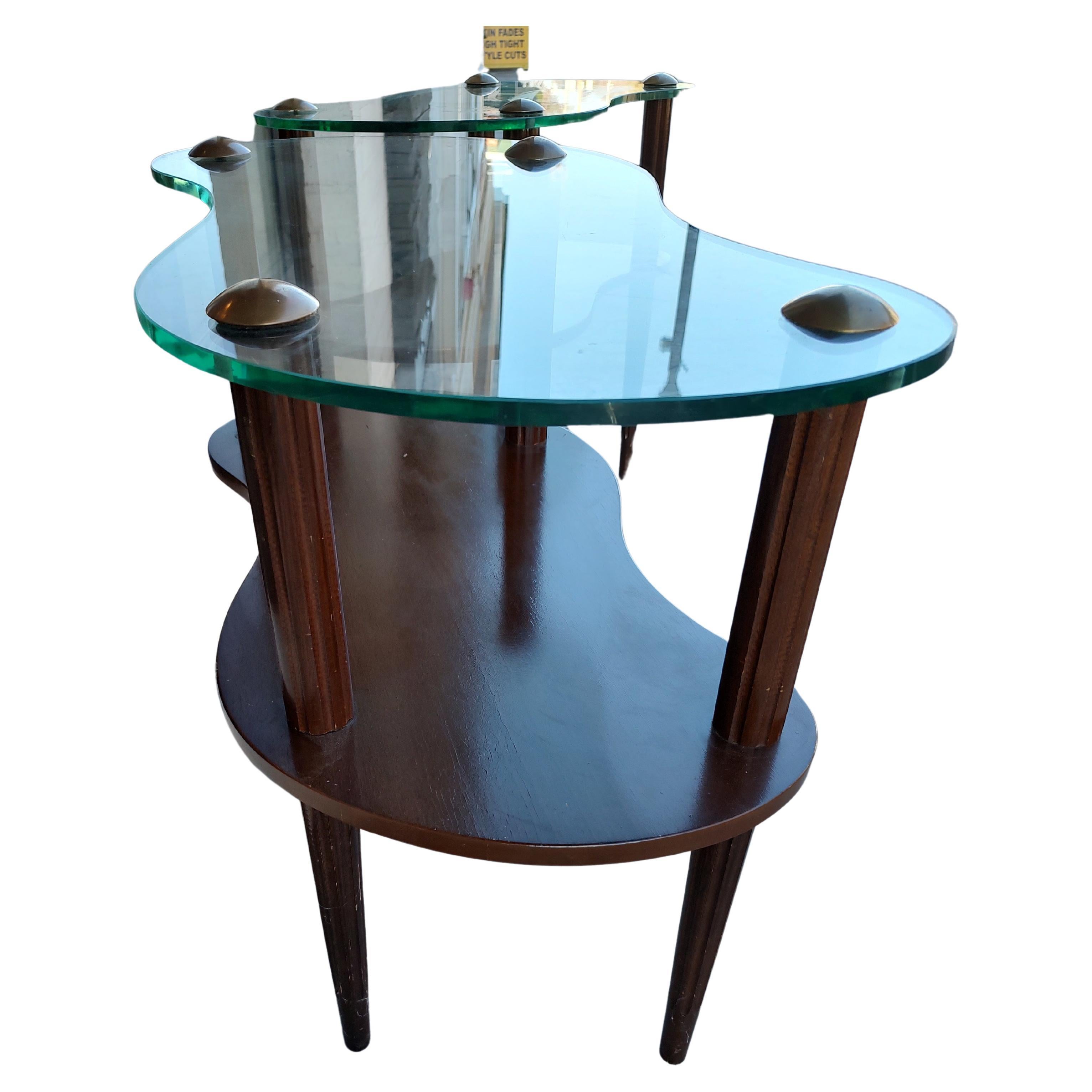 Americano Coppia di tavoli a nuvola Art Déco della metà del secolo attribuiti a Gilbert Rohde in vendita