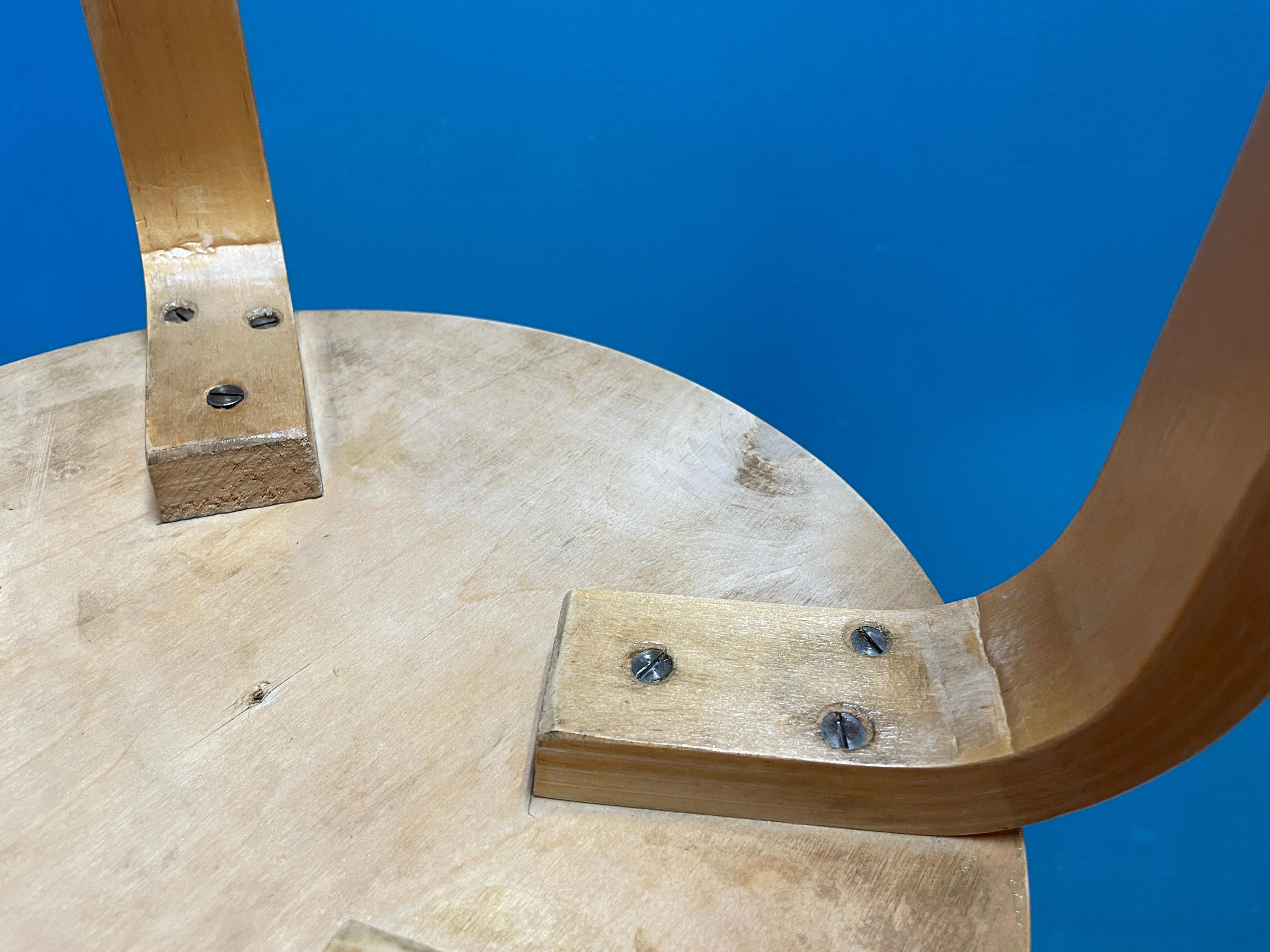 Pair of Mid-Century Modern Artek 65-Chairs by Alvar Aalto Finland 6