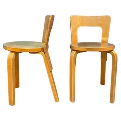 Paire de 65 chaises Artek modernes du milieu du siècle dernier par Alvar Aalto Finlande