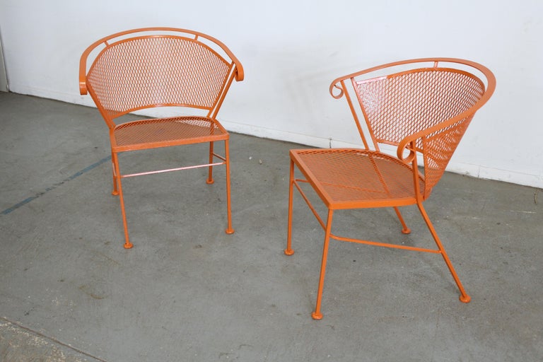 American Pair of Mid-Century Modern Atomic Orange Outdoor Metal Curved Back Chairs For Sale