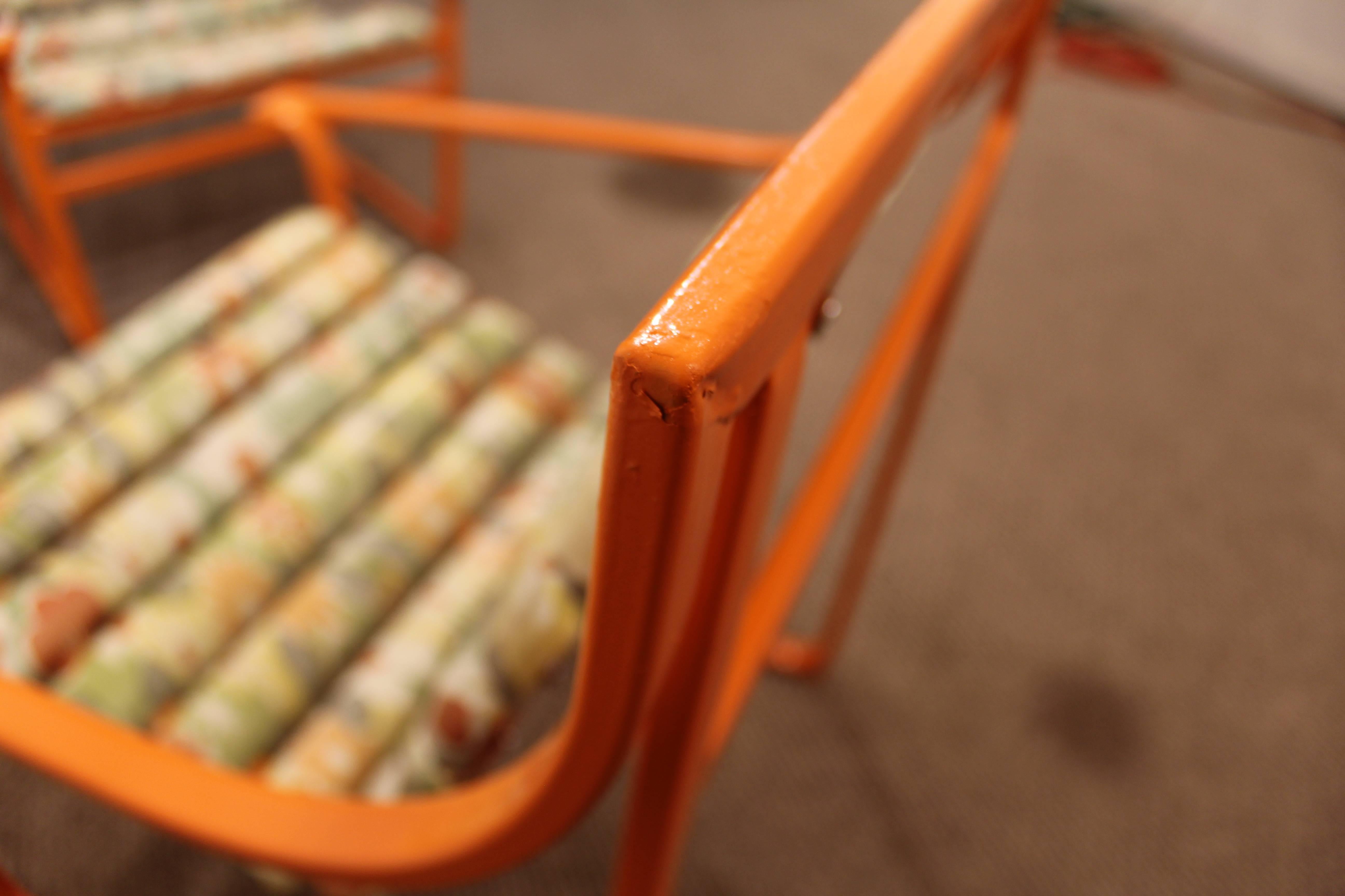 20th Century Pair of Mid-Century Modern Atomic Orange Samsonite Outdoor Scoop Seat Armchairs