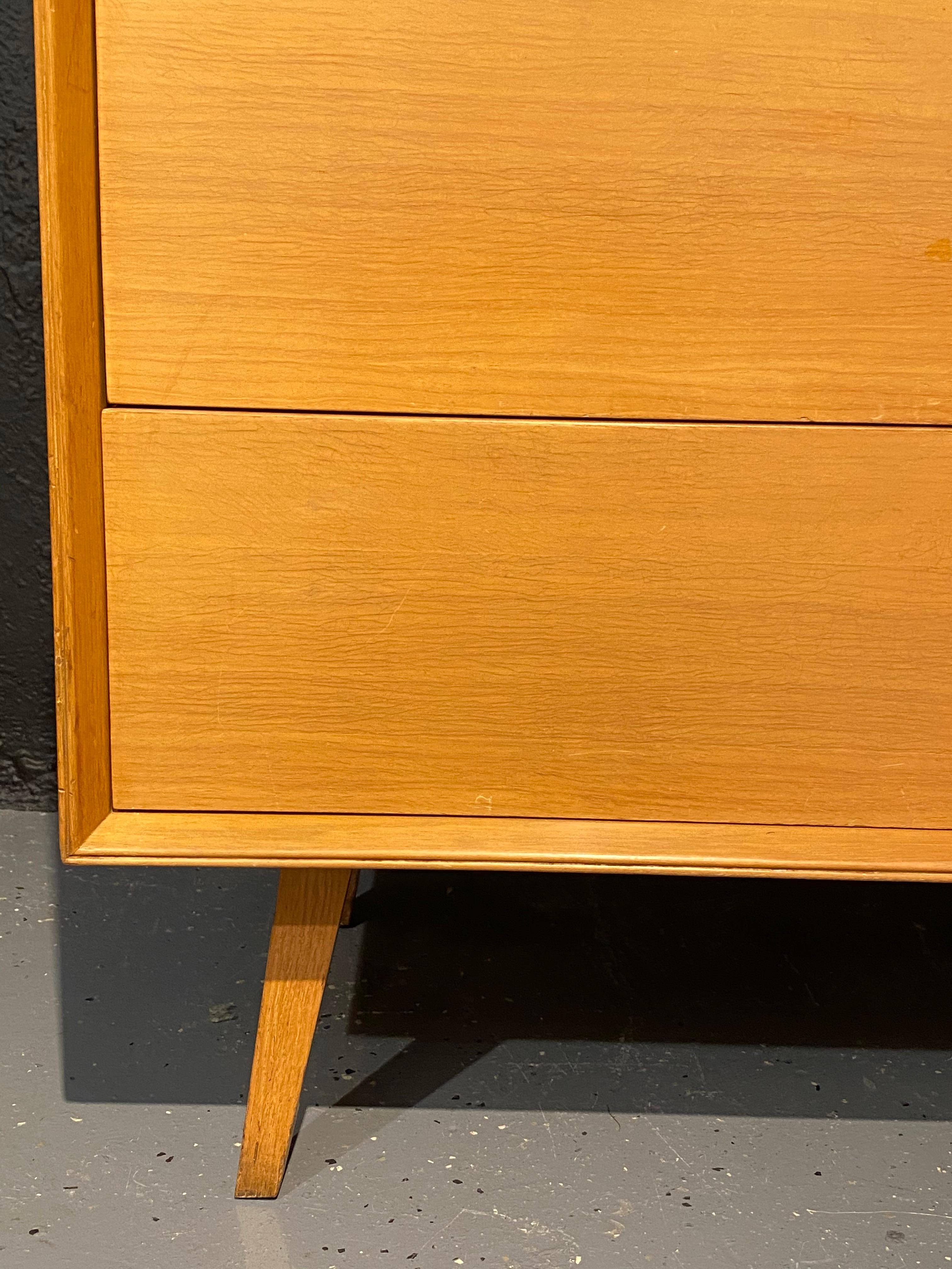 Pair of Mid-Century Modern Bachelor Chest, Commodes or Dressers 3