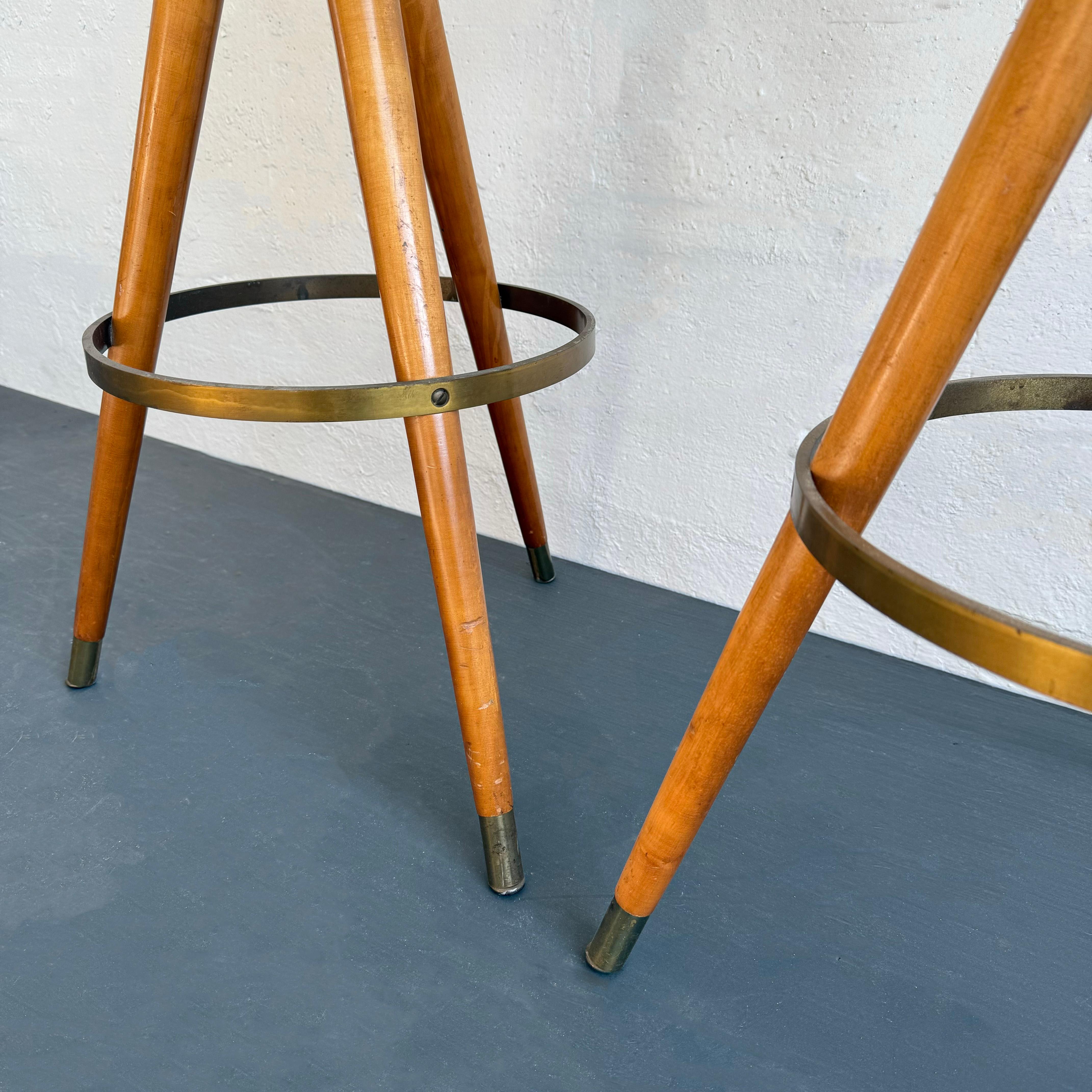 Paire de tabourets de bar The Modernity en vente 1