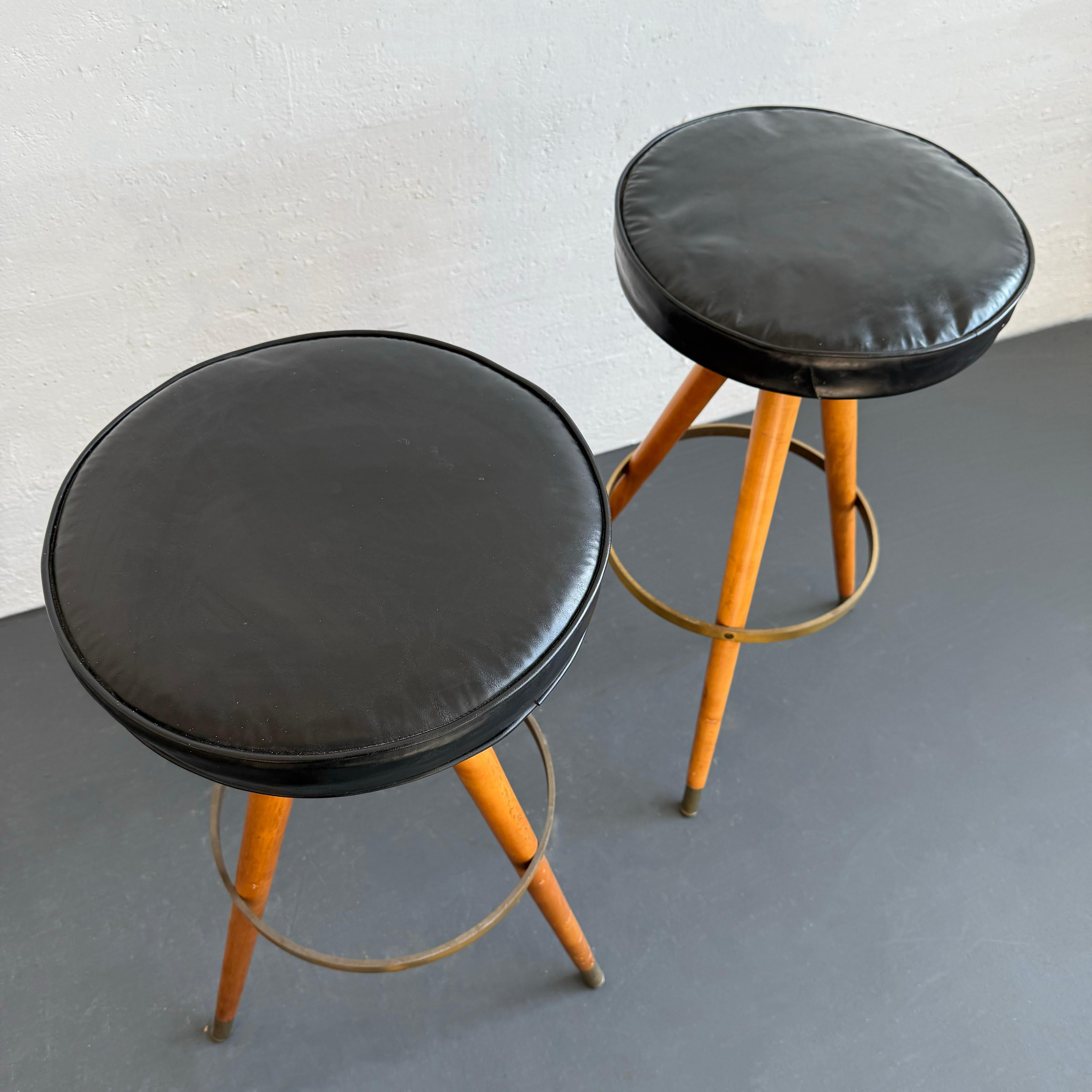 Paire de tabourets de bar The Modernity en vente 2