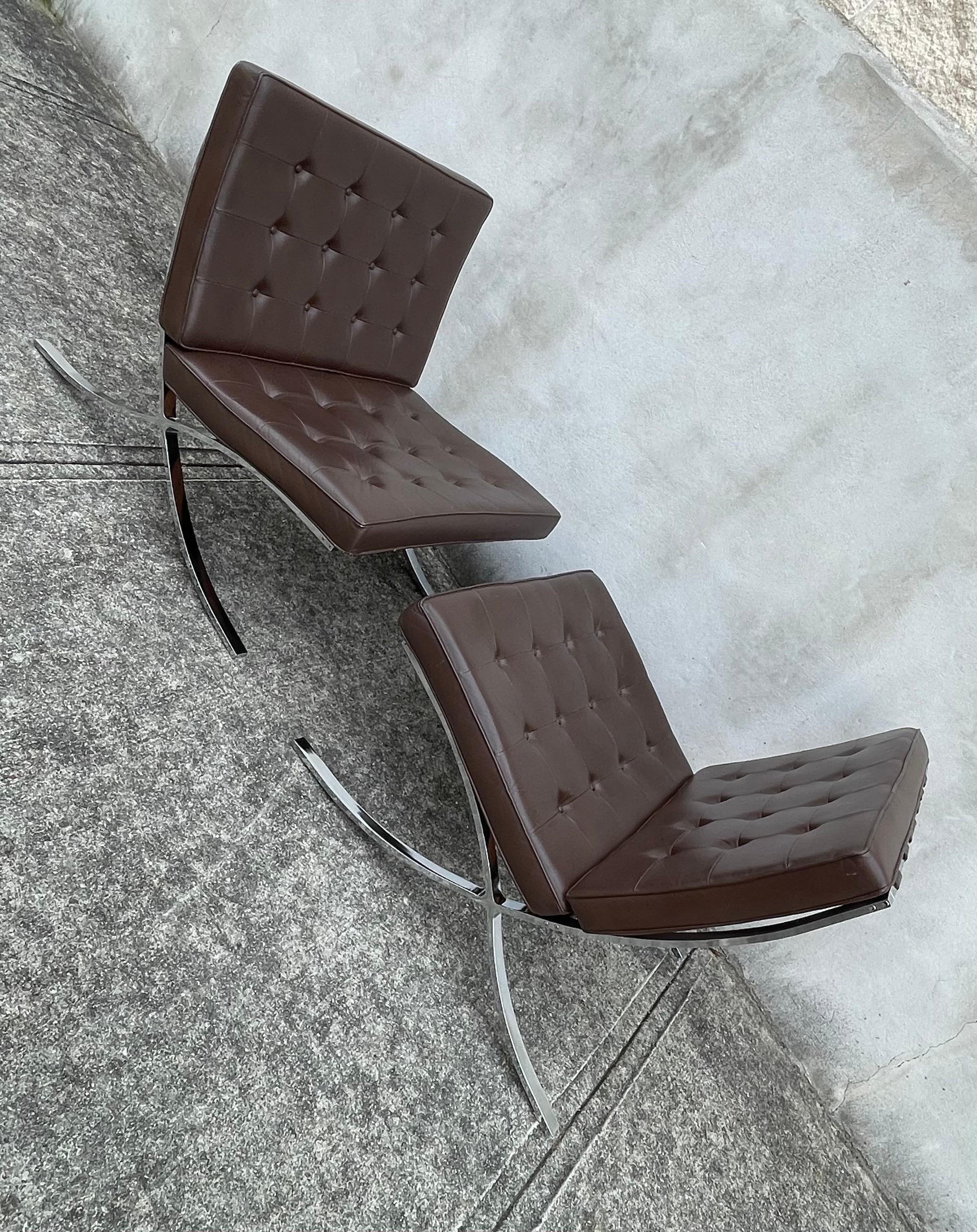 American Pair of Mid-Century Modern Barcelona Chairs in Brown Leather, 1970's Generation For Sale