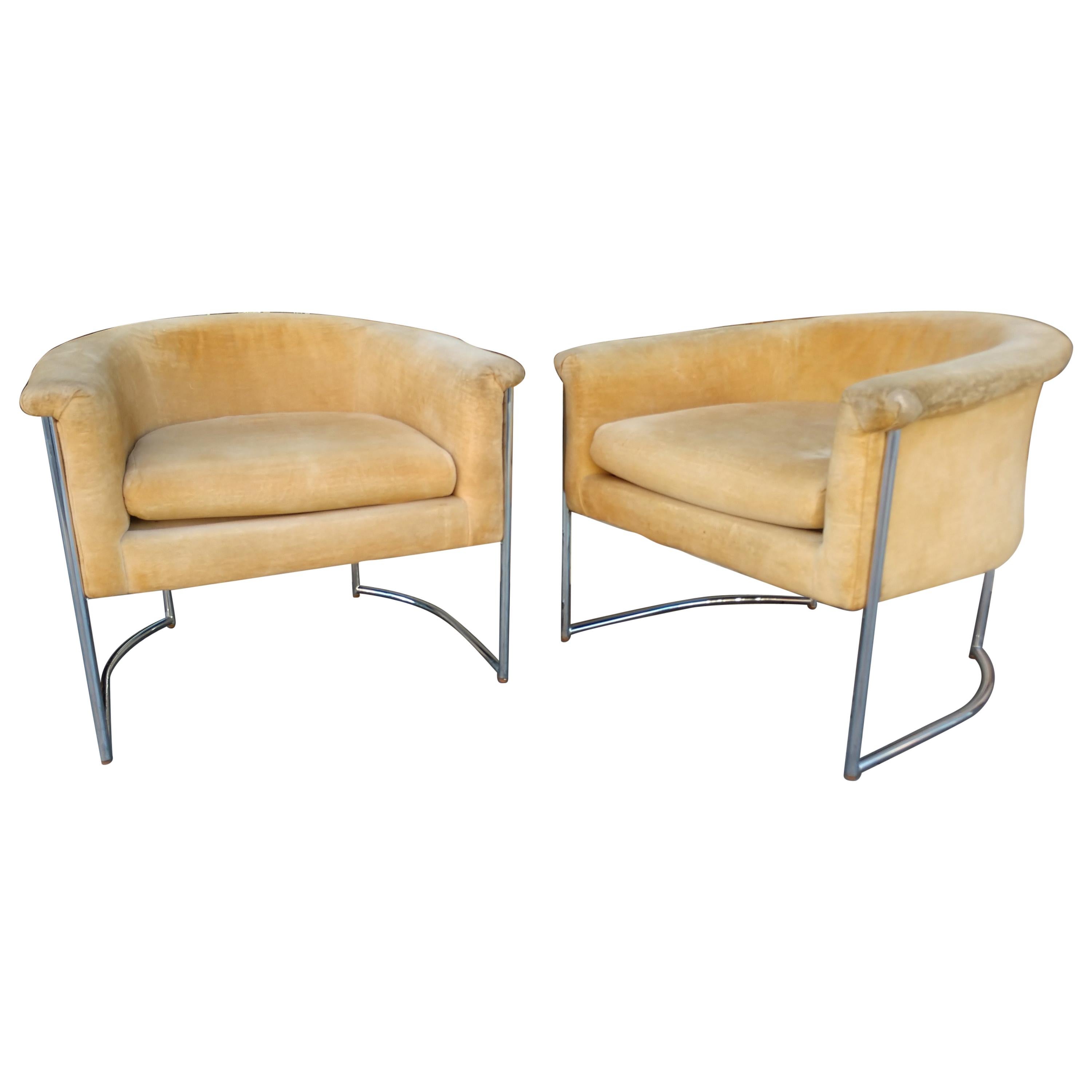Pair Modern Curved Back Lounge Chairs at 1stDibs
