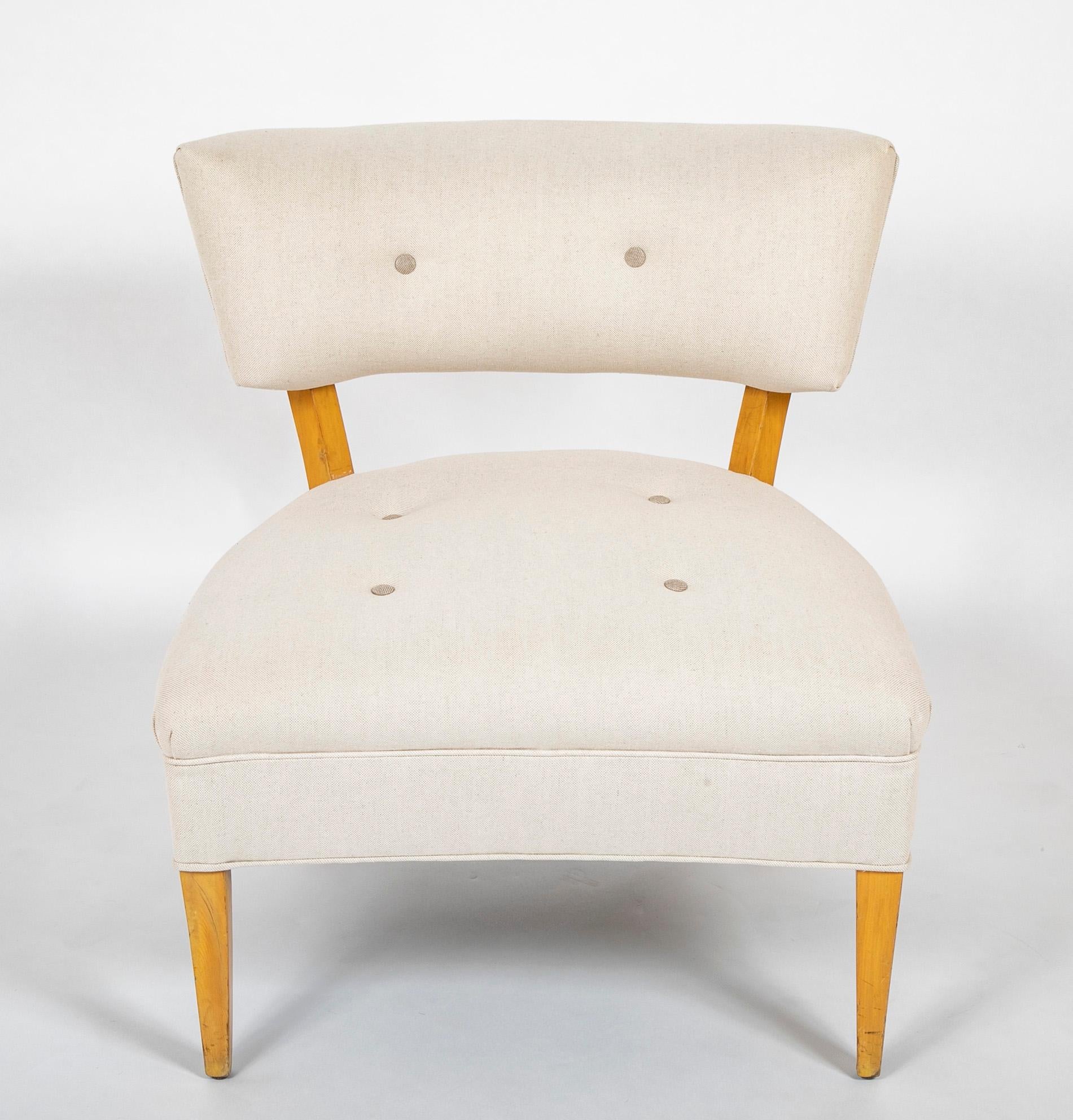Pair of Mid-Century Modern Barrel Back Slipper Chairs In Good Condition In Stamford, CT