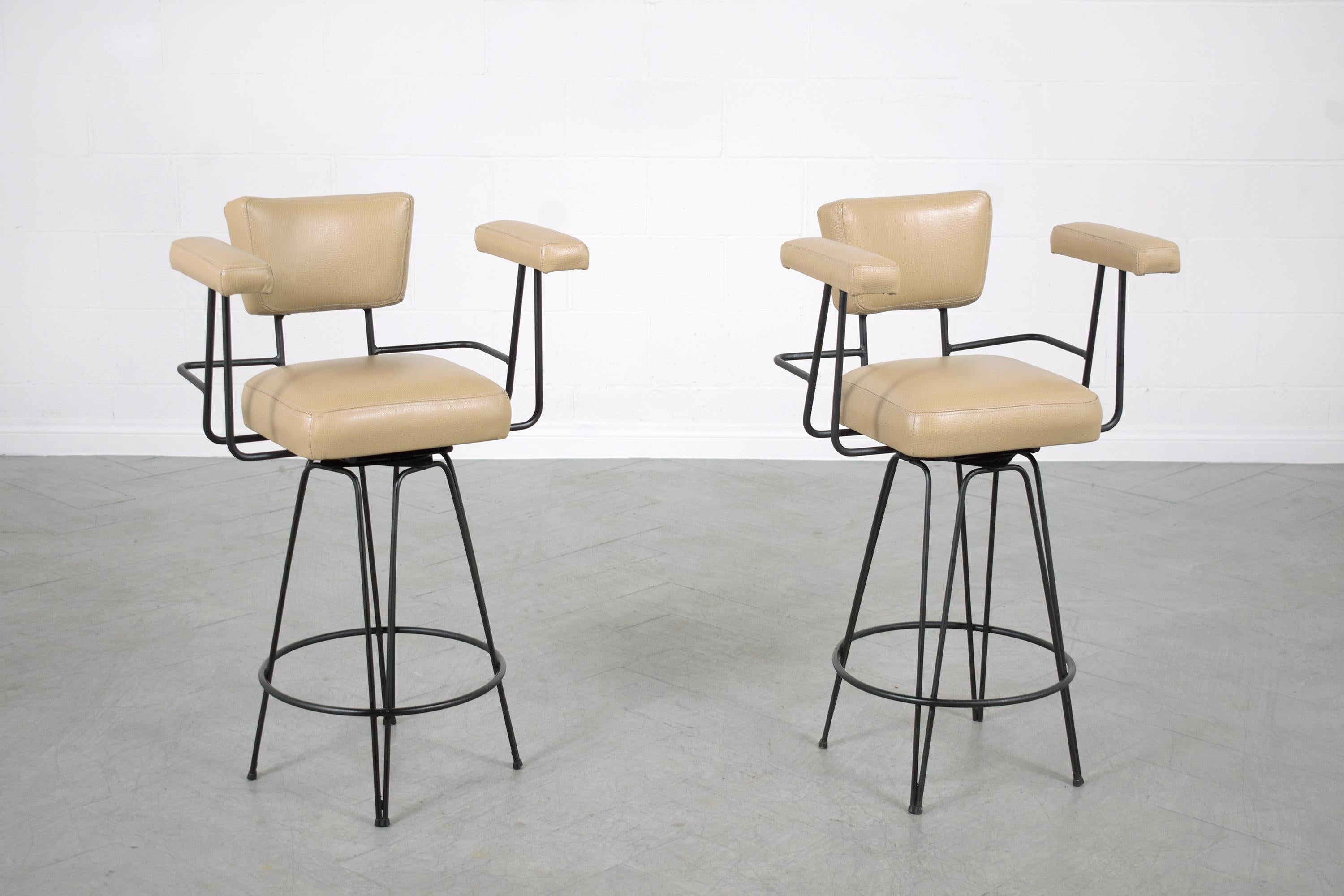 Late 20th Century Restored 1970s Mid-Century Modern Swivel Barstools in Beige Leather For Sale
