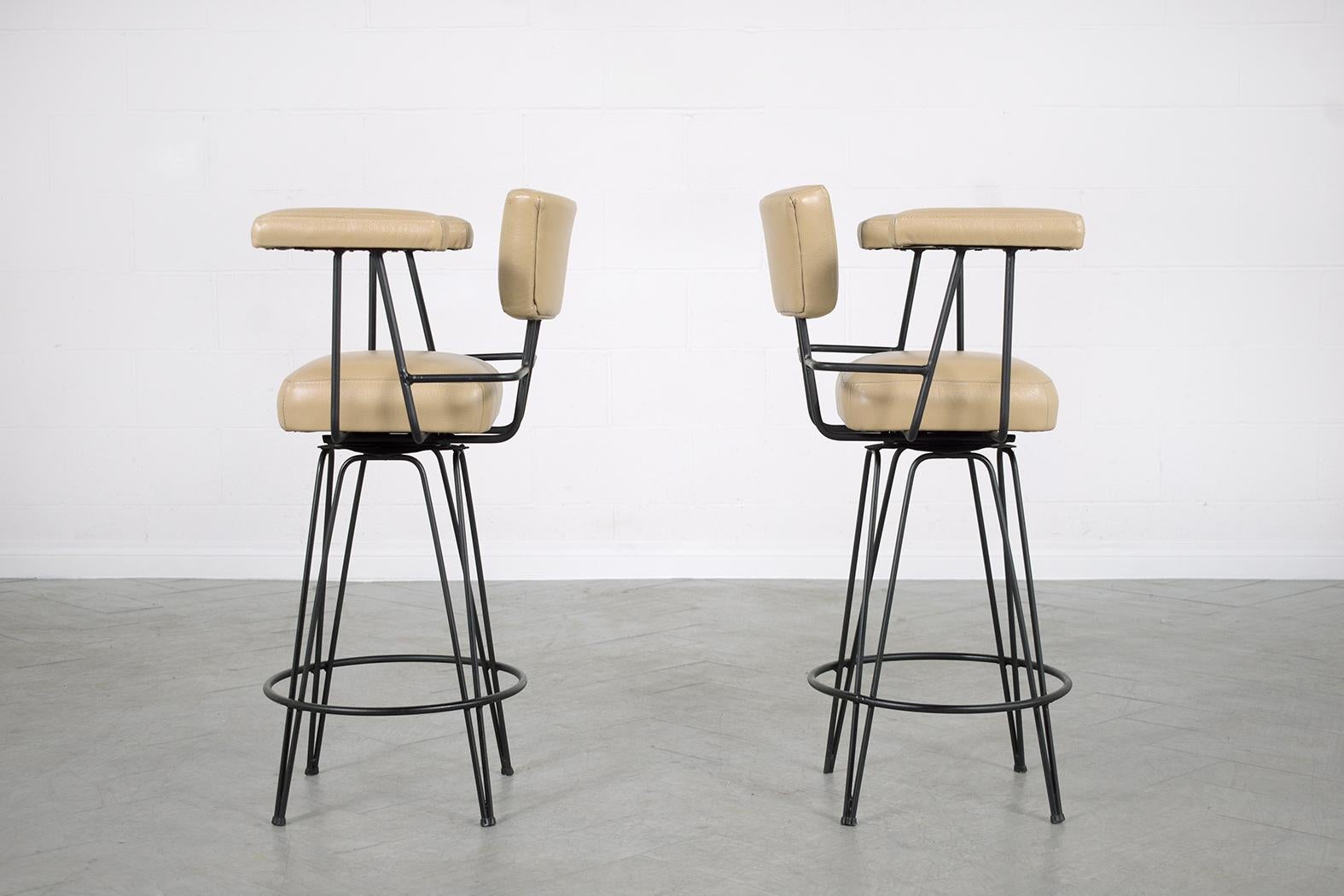 Restored 1970s Mid-Century Modern Swivel Barstools in Beige Leather For Sale 2