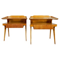 Pair of Mid-Century Modern Bedside Tables in Solid Maple and Glass Shelf, Italy