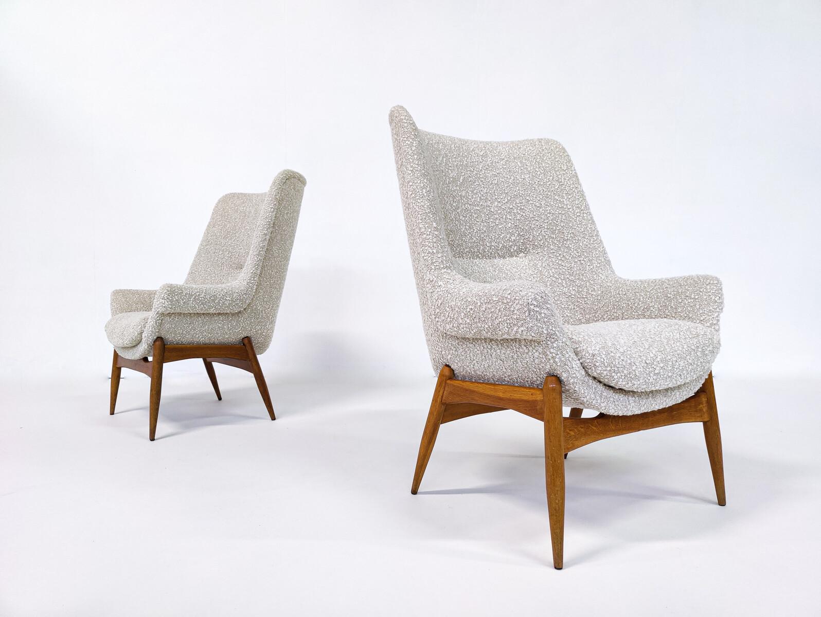 Pair of Mid-Century Modern beige fabric armchairs by Julia Gaubek - Hungary 1950s