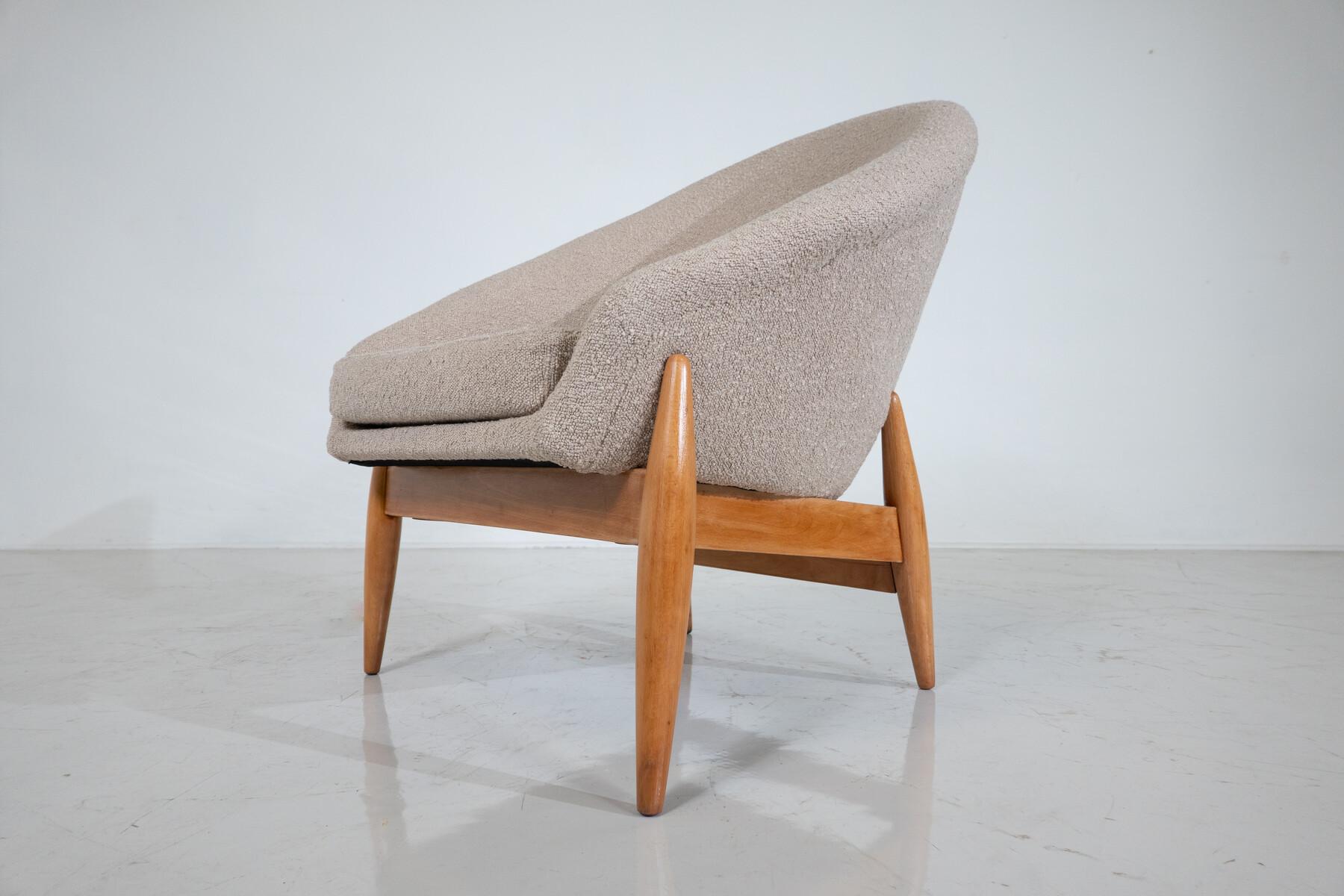 Mid-20th Century Pair of Mid-Century Modern Beige Fabric Armchairs by Julia Gaubek - Hungary 1950 For Sale
