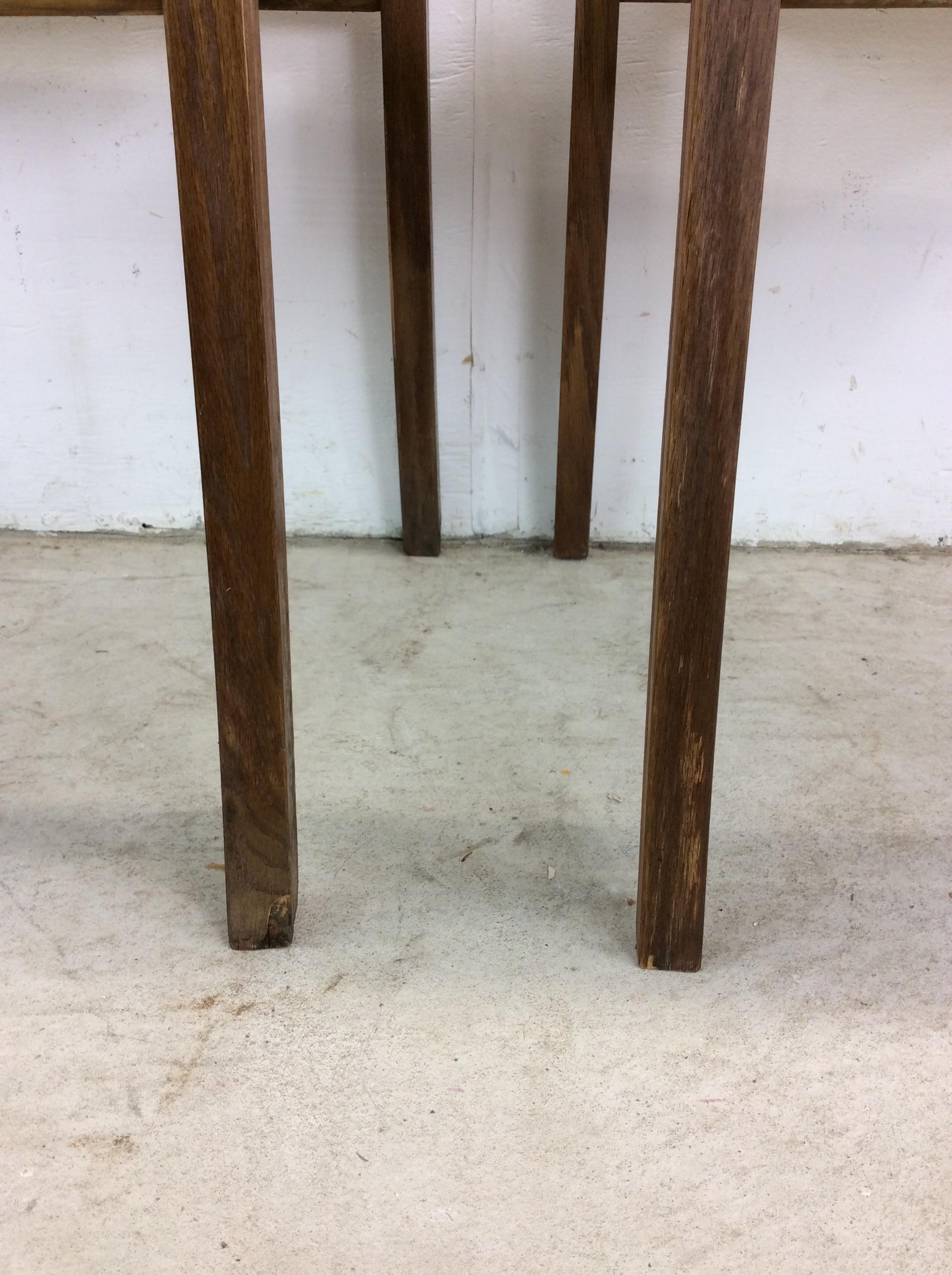 Paire de chaises en bois courbé modernes du milieu du siècle avec assise et dossier cannés en vente 9