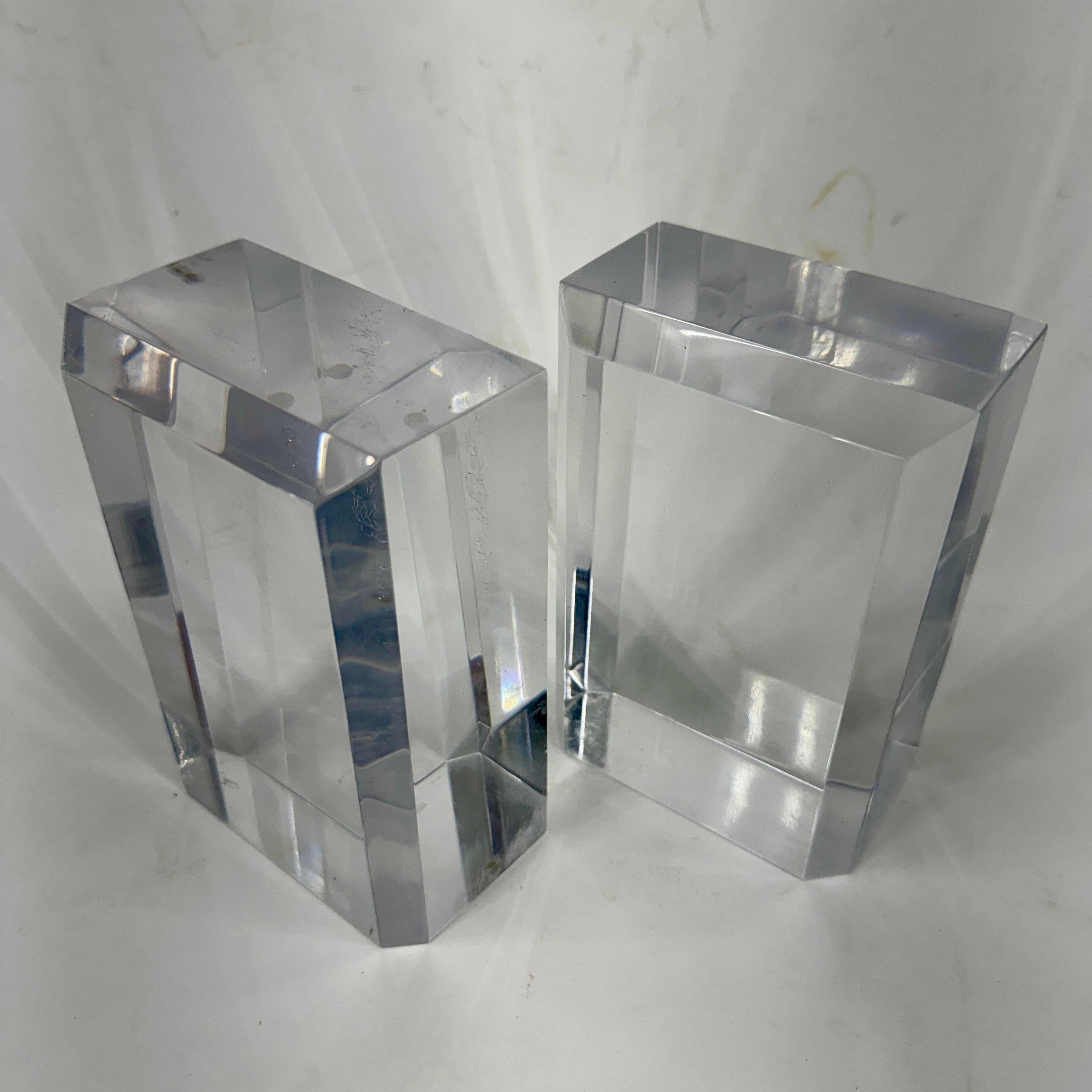 20th Century Pair of Mid-Century Modern Beveled Lucite Bookends