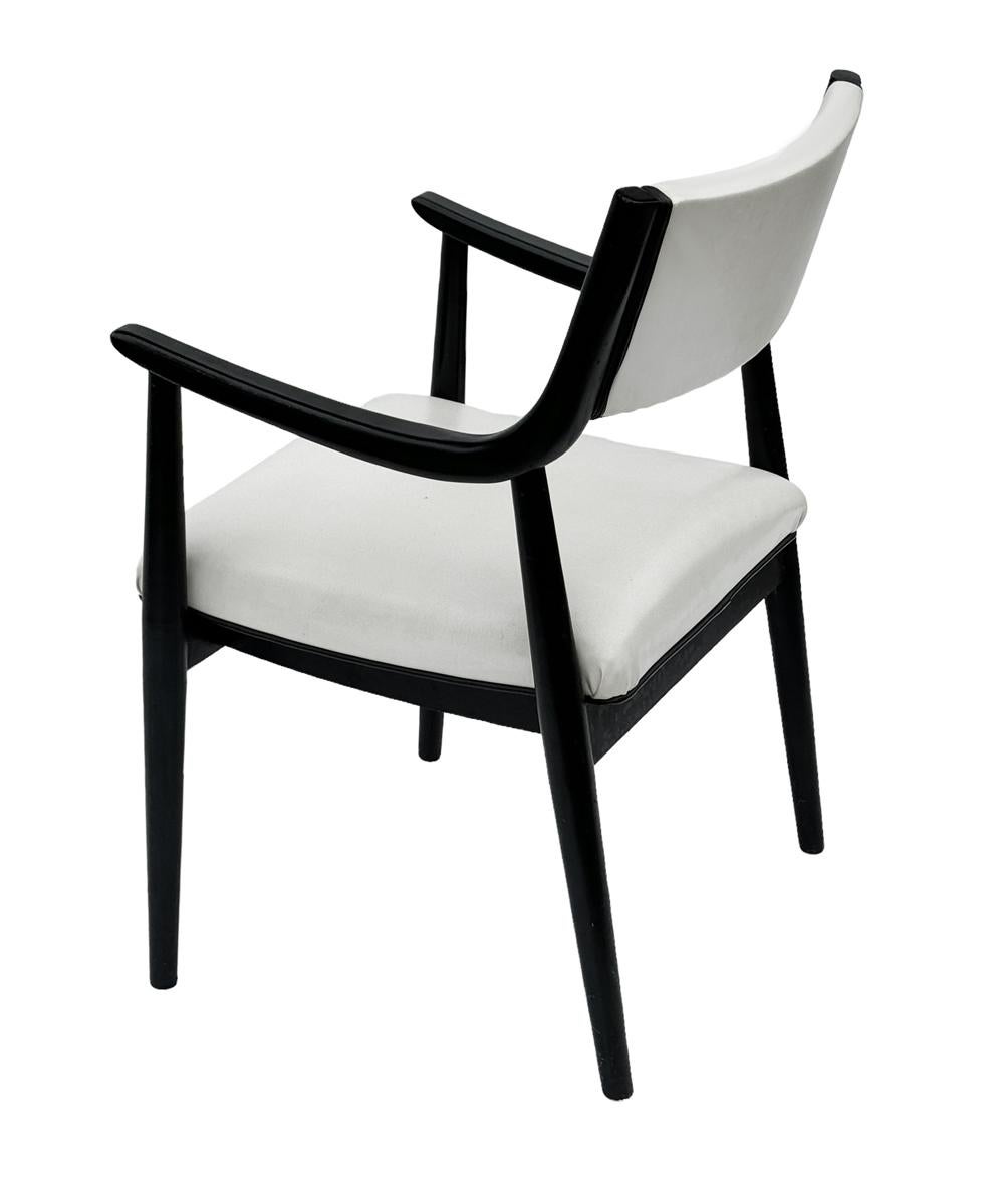 Pair of Mid-Century Modern Black Lacquer Danish Modern Style Armchairs in White For Sale 1