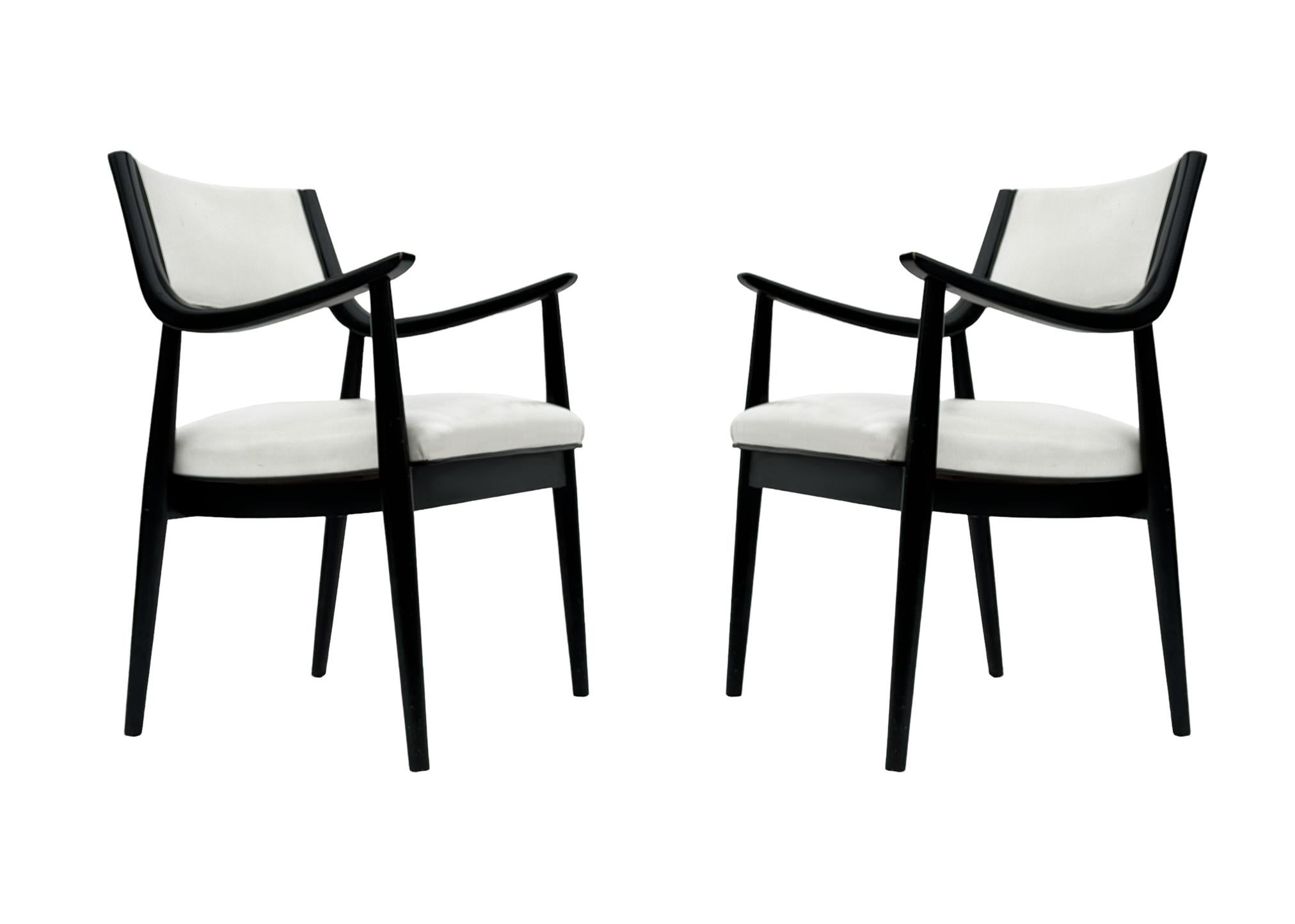 Pair of Mid-Century Modern Black Lacquer Danish Modern Style Armchairs in White For Sale 2