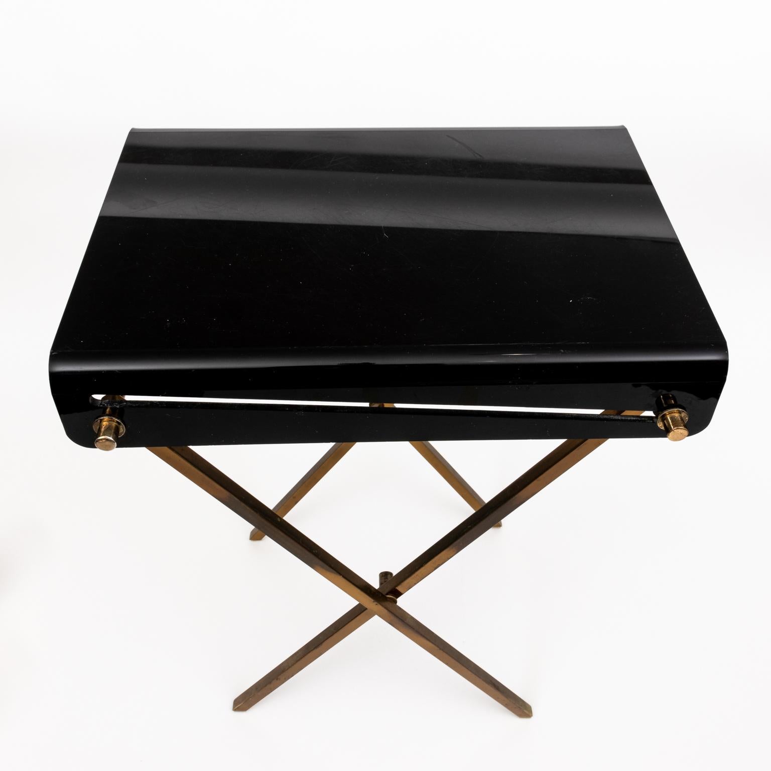Pair of Mid-Century Modern Black Lucite and Brass Tray Tables For Sale 2