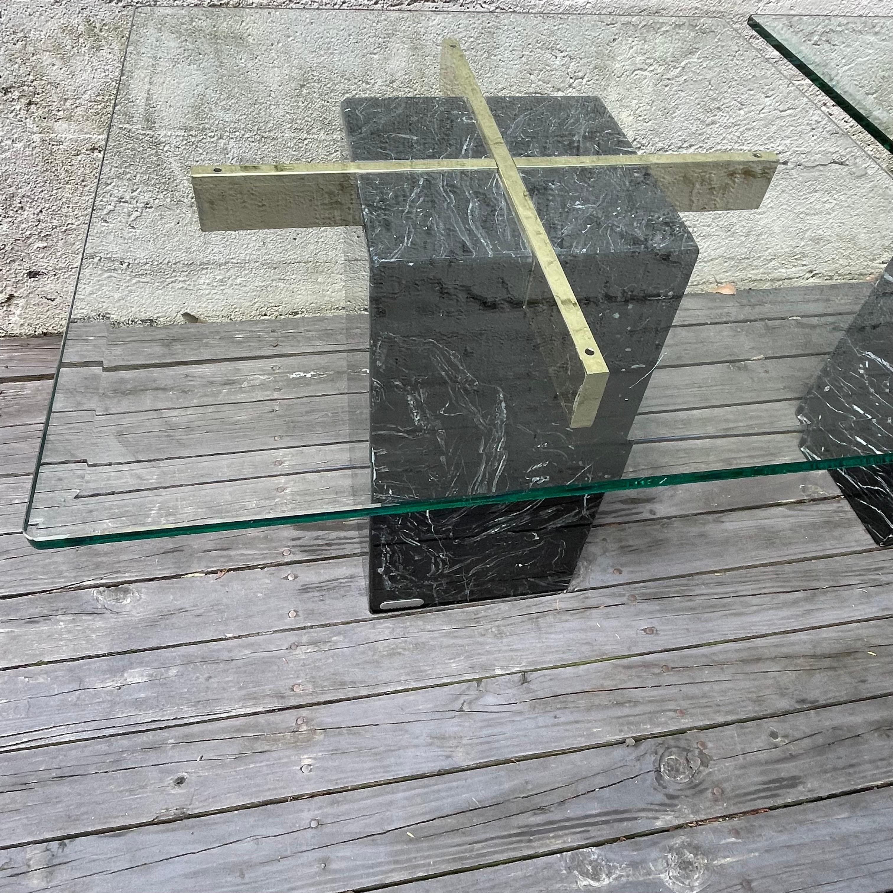 Mid-Century Modern Pair of Mid Century Modern Black Marble Base Side Tables by Artedi, Italy For Sale