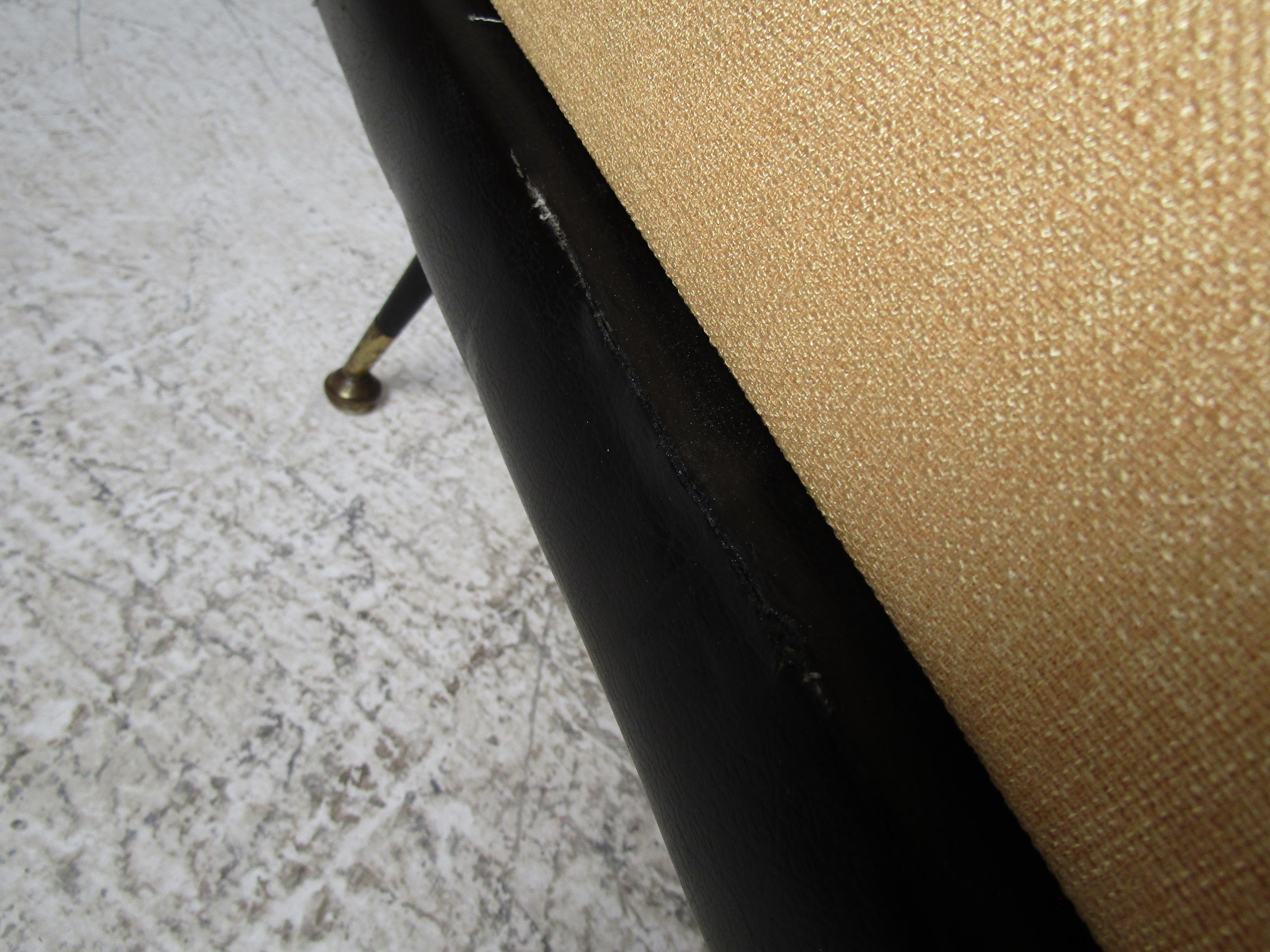 Pair of Mid-Century Modern Black Vinyl Lounge Chairs 8