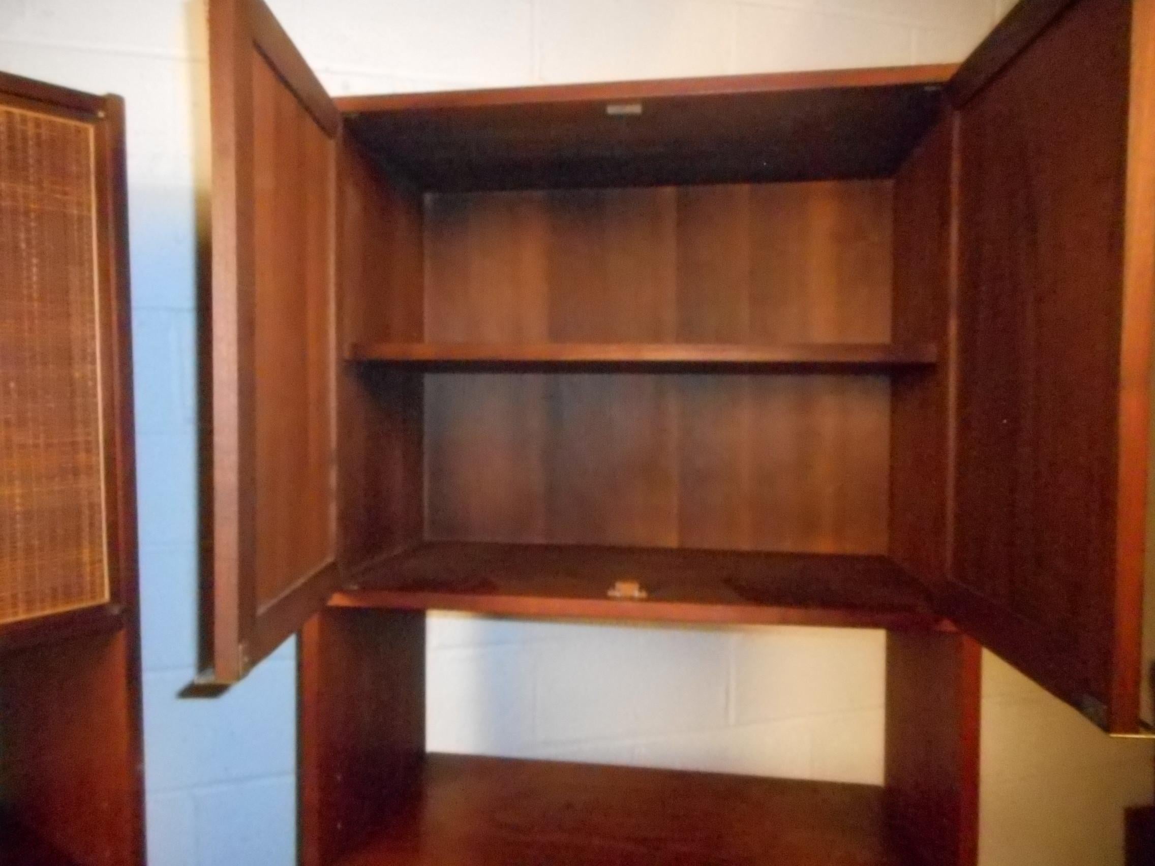 Pair of Mid-Century Modern Bookcases or Shelves 4