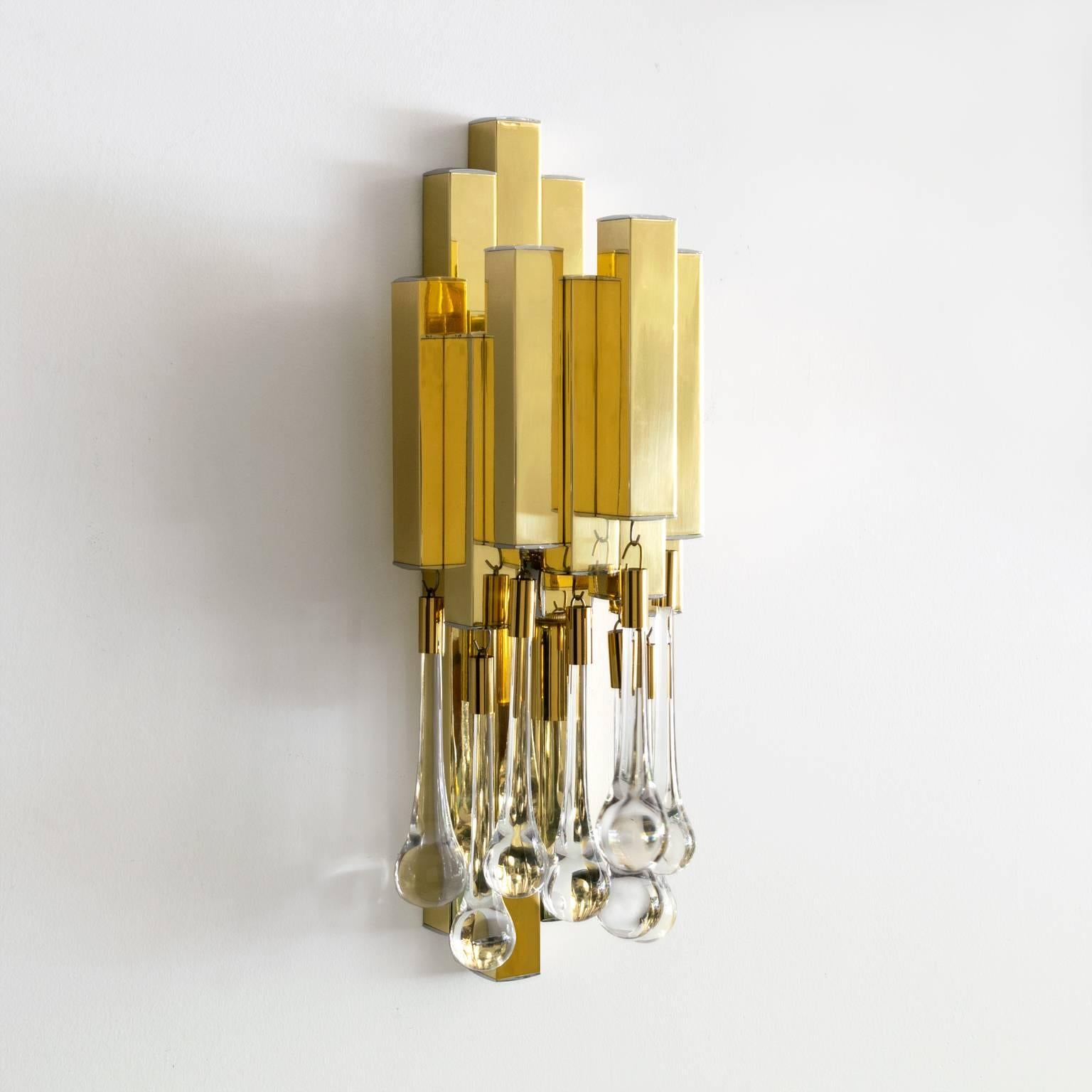 Pair of Mid-Century Modern Brass and Crystal Sconces by Lumica, Barcelona Spain In Excellent Condition For Sale In New York, NY