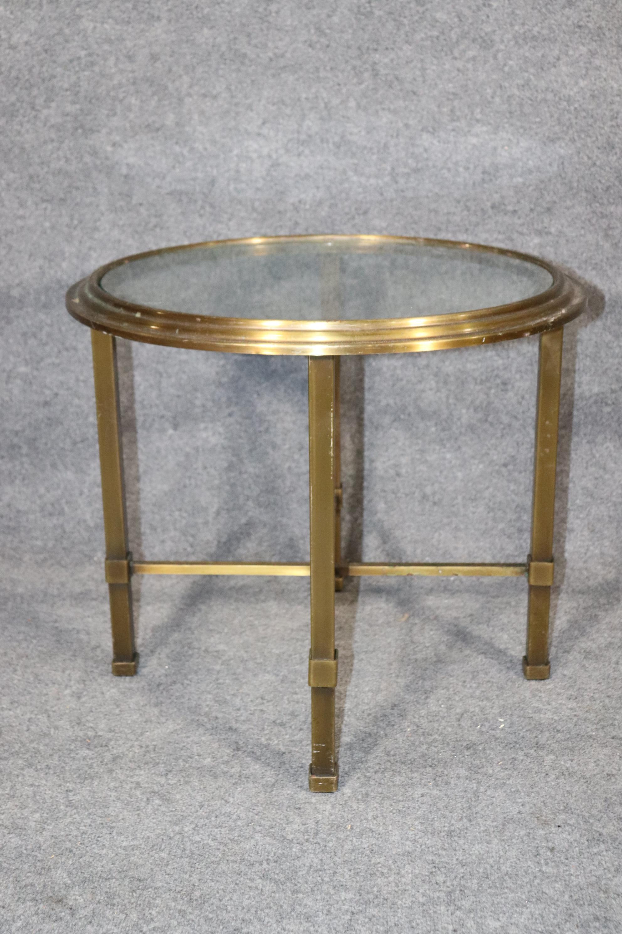 Late 20th Century Pair of Mid-Century Modern Brass and Glass Mastercraft Style Round End Tables