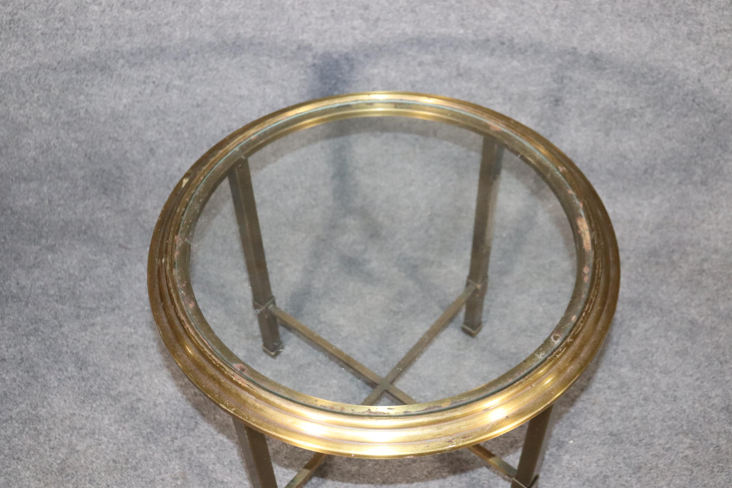Pair of Mid-Century Modern Brass and Glass Mastercraft Style Round End Tables 3