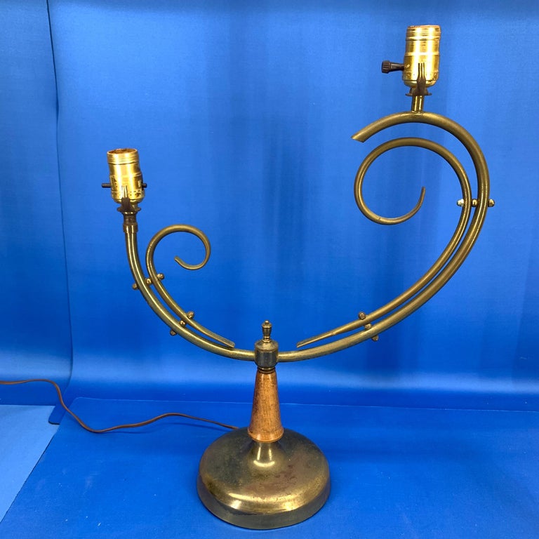 Pair Of Mid-Century Modern Brass And Wood Table Lamps For Sale 5