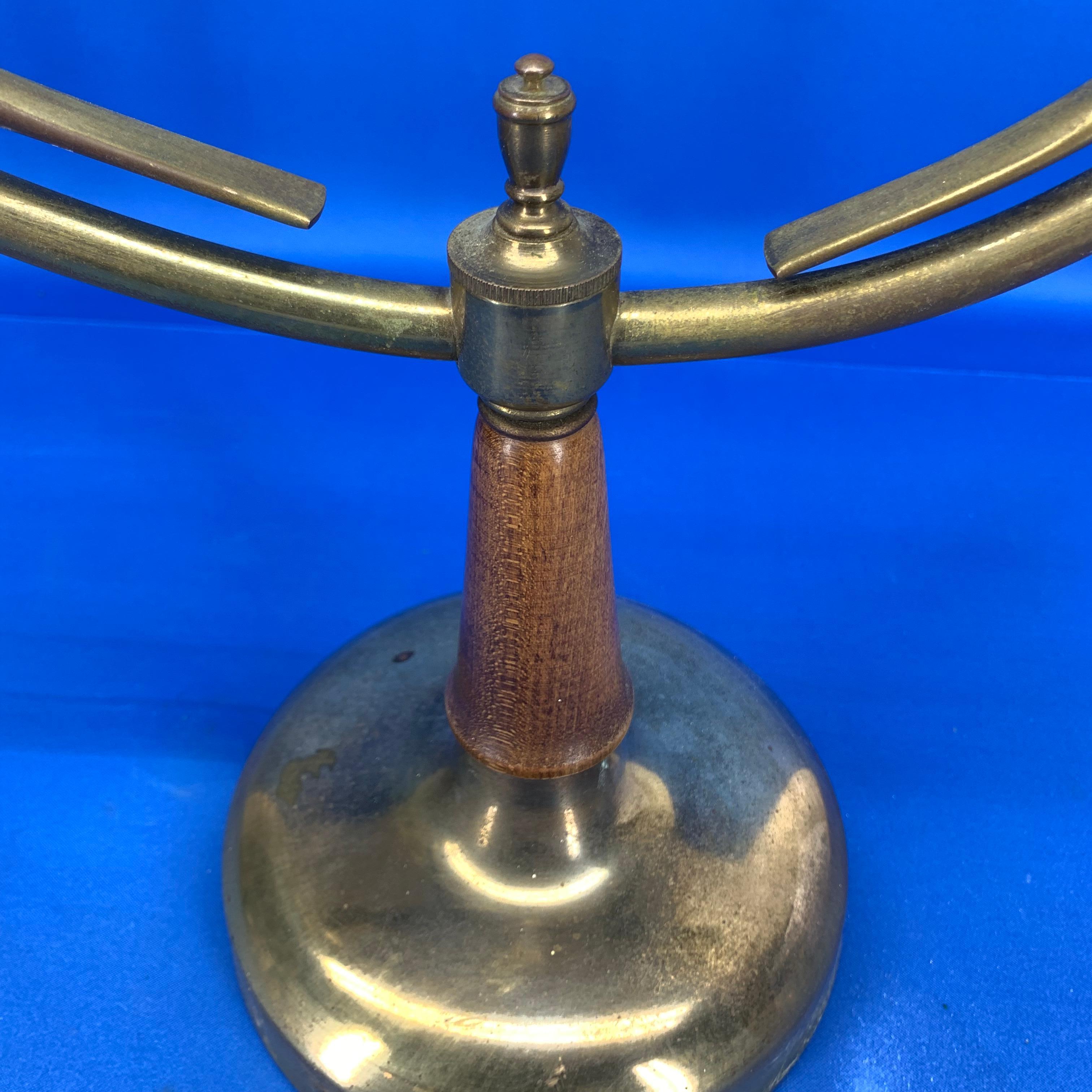 Pair Of Mid-Century Modern Brass And Wood Table Lamps For Sale 10