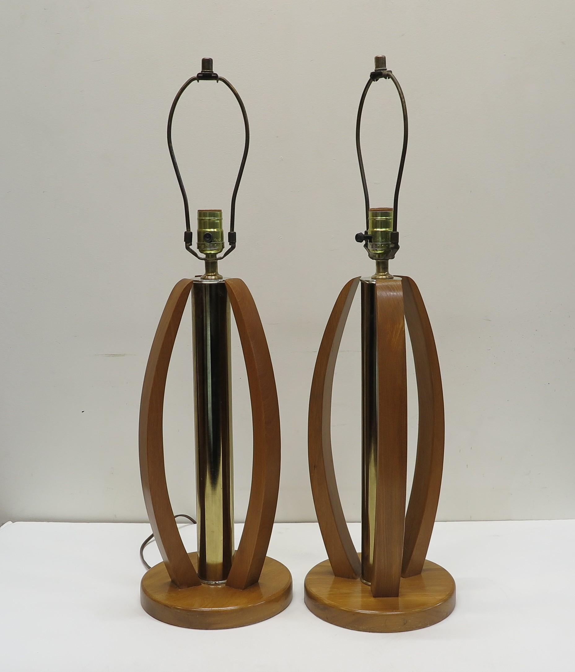 American Pair of Mid-Century Modern Brass and Wood Table Lamps For Sale