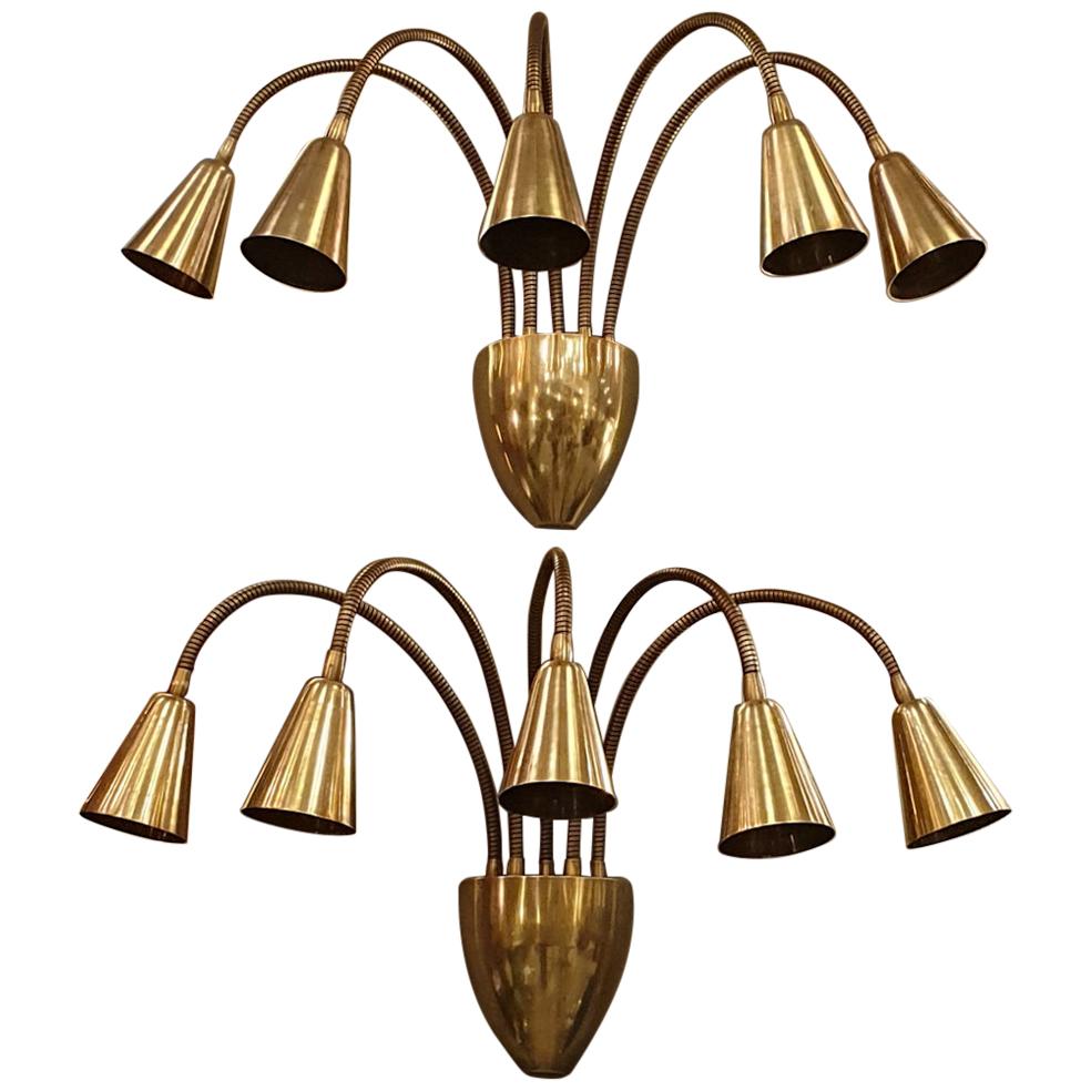 Pair of Mid-Century Modern Brass Articulated Sconces, by Sarfatti for Arteluce