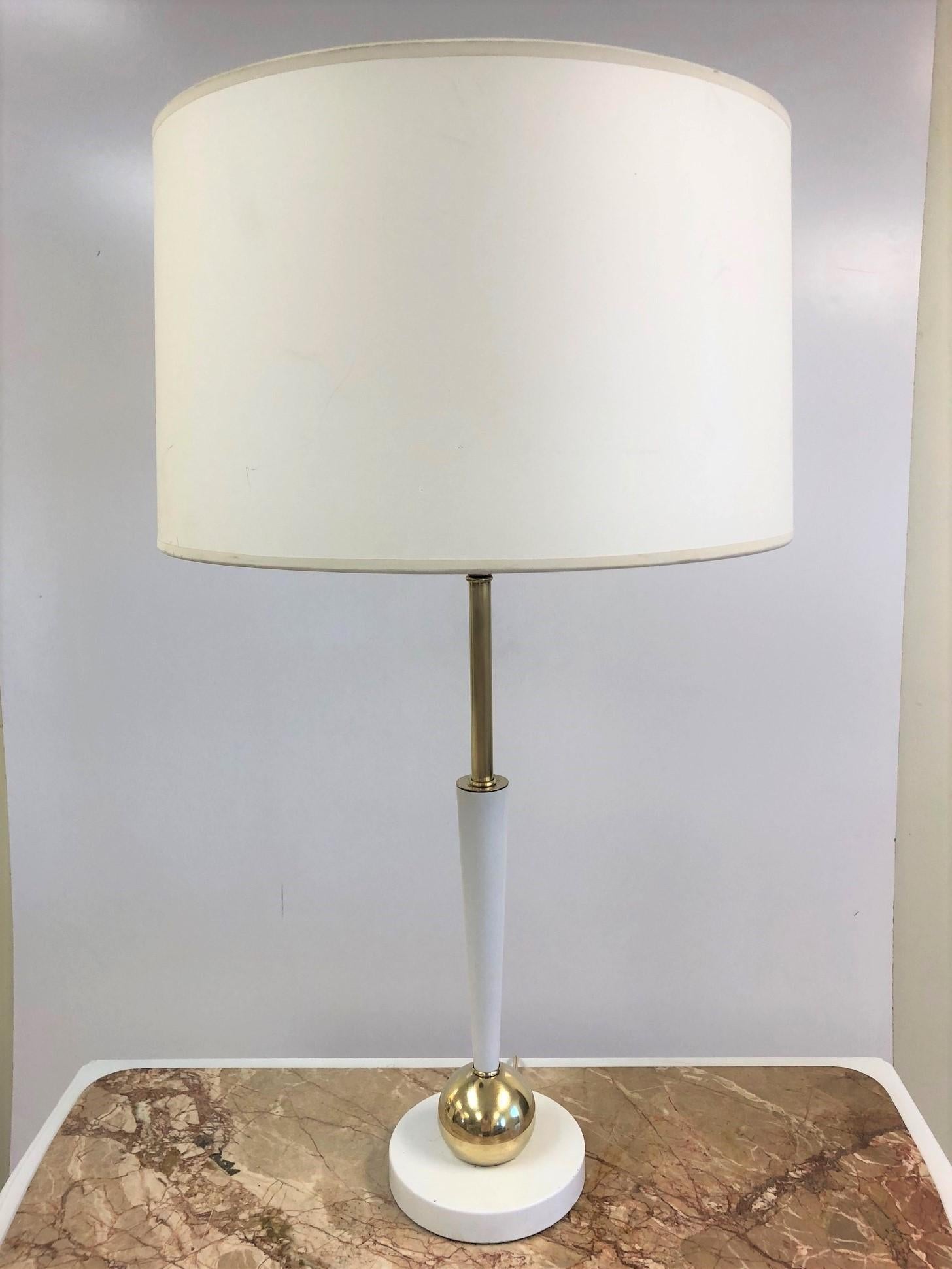 Hand-Painted Pair of Mid-Century Modern Brass Ball Lamps For Sale