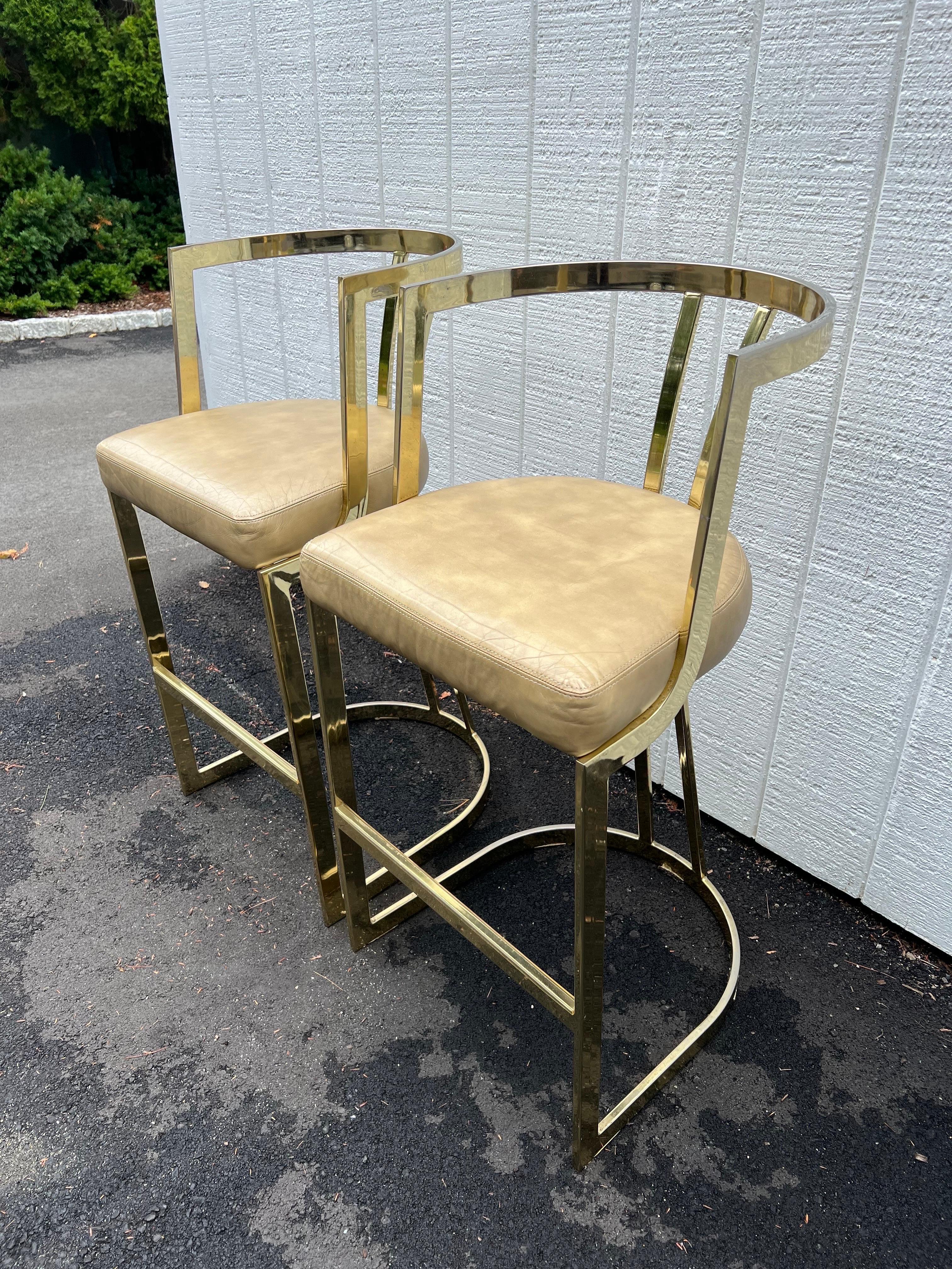 Pair of Mid-Century Modern Brass Bar Stools by Swain In Good Condition In Redding, CT