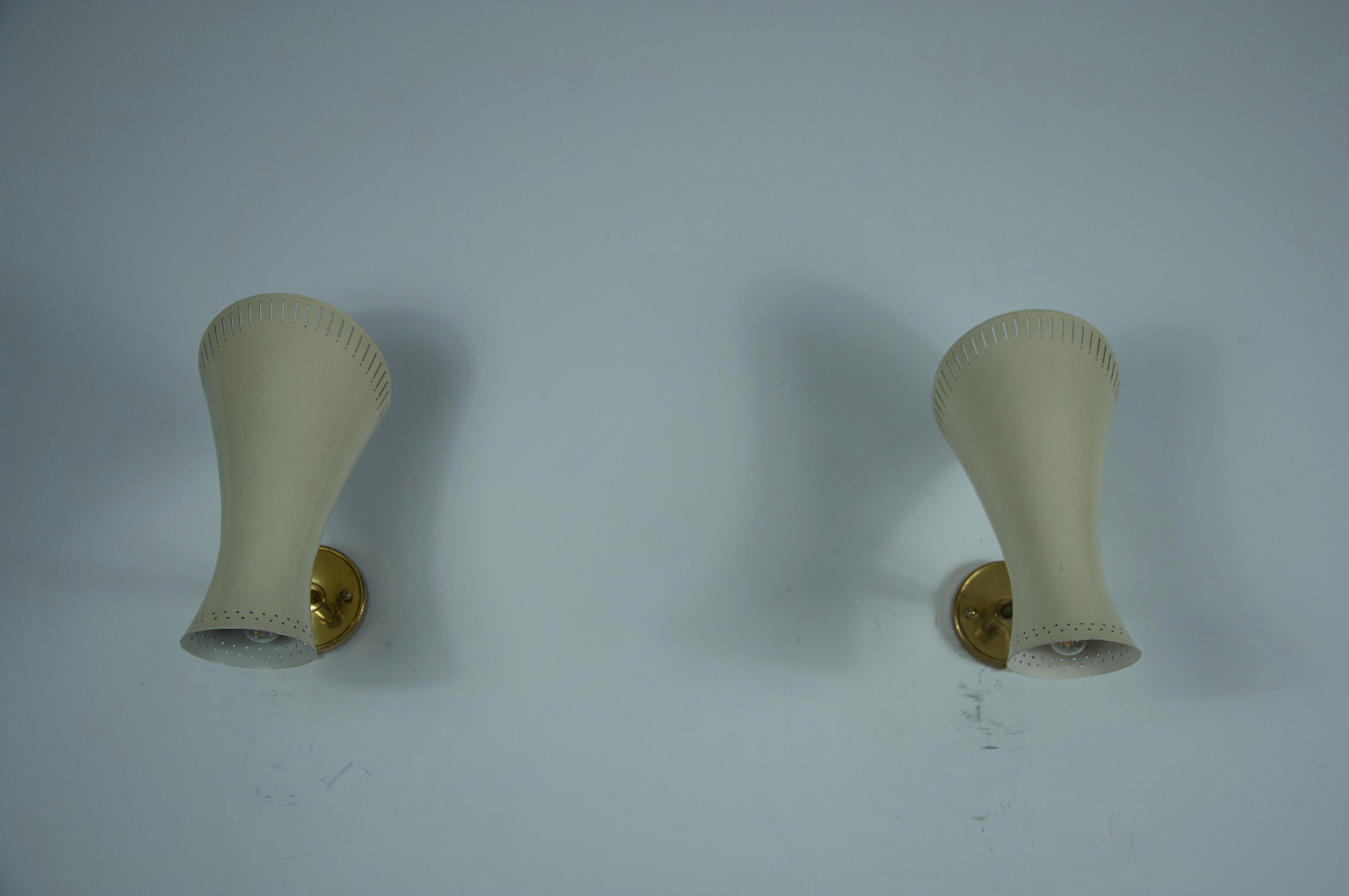 Coppia di lampade da parete Diabolo in ottone della modernità di metà secolo, Germania, anni '50 in vendita 3