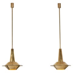Coppia di lampade a sospensione in ottone in stile Mid-Century Modern, Europa, anni ’50