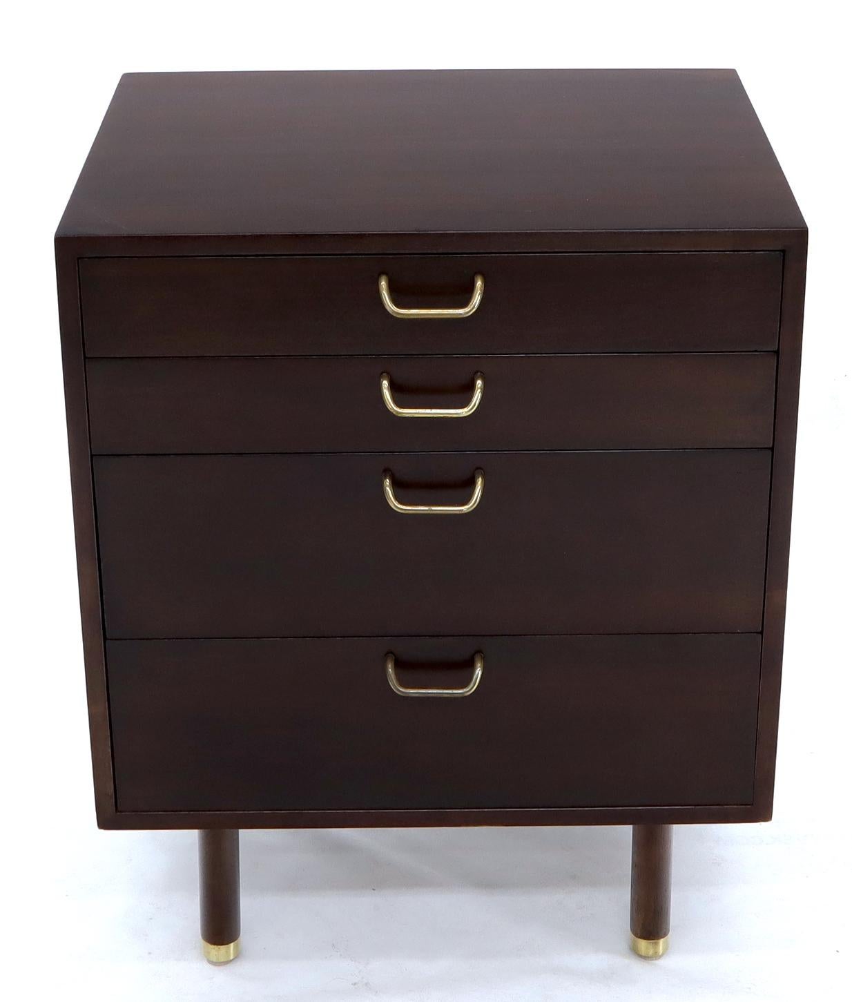 Pair of Mid-Century Modern Brass Pulls Four-Drawer Nightstands Harvey Probber For Sale 6