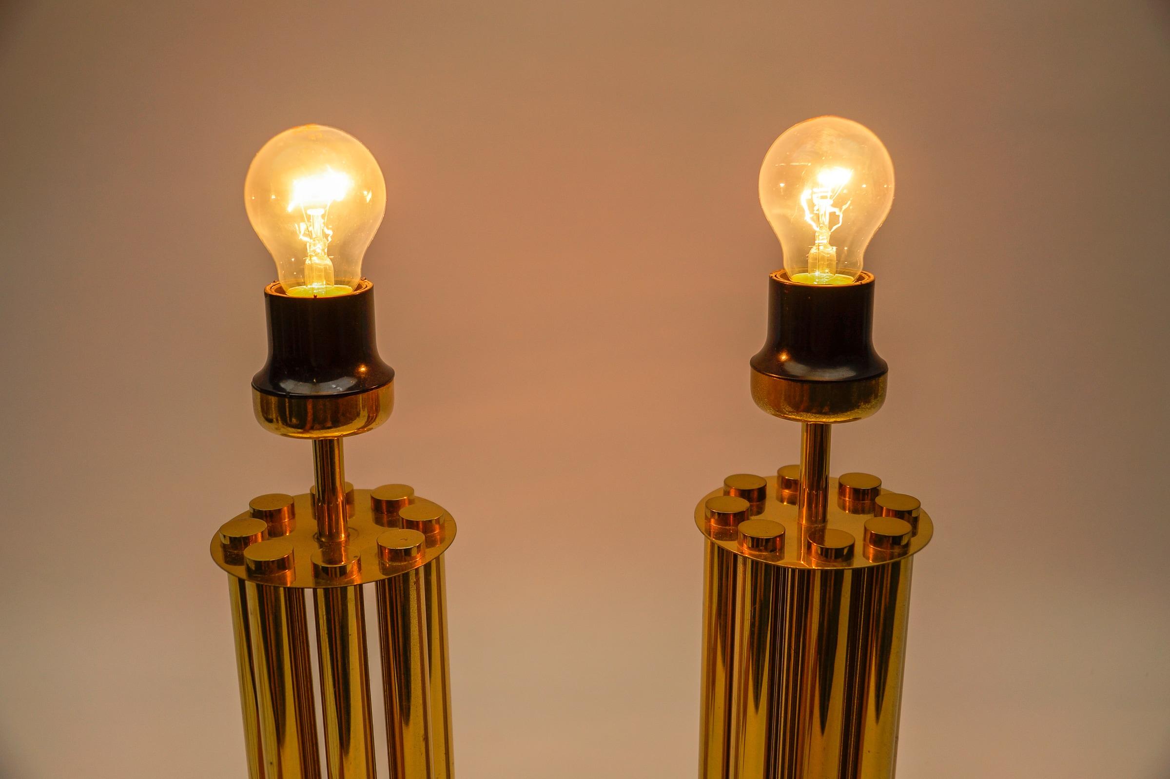 Pair of Mid Century Modern Brass Table Lamp Bases, 1960s For Sale 4