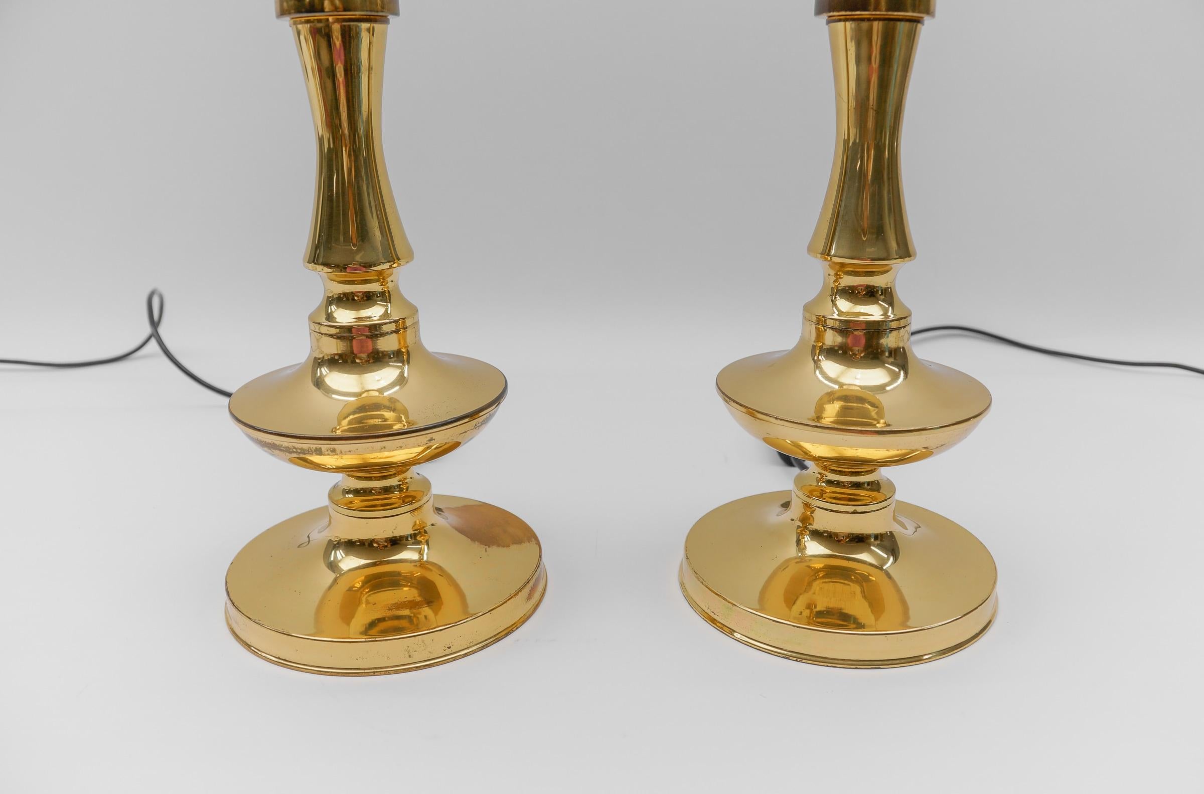 Pair of Mid Century Modern Brass Table Lamp Bases, 1960s For Sale 4