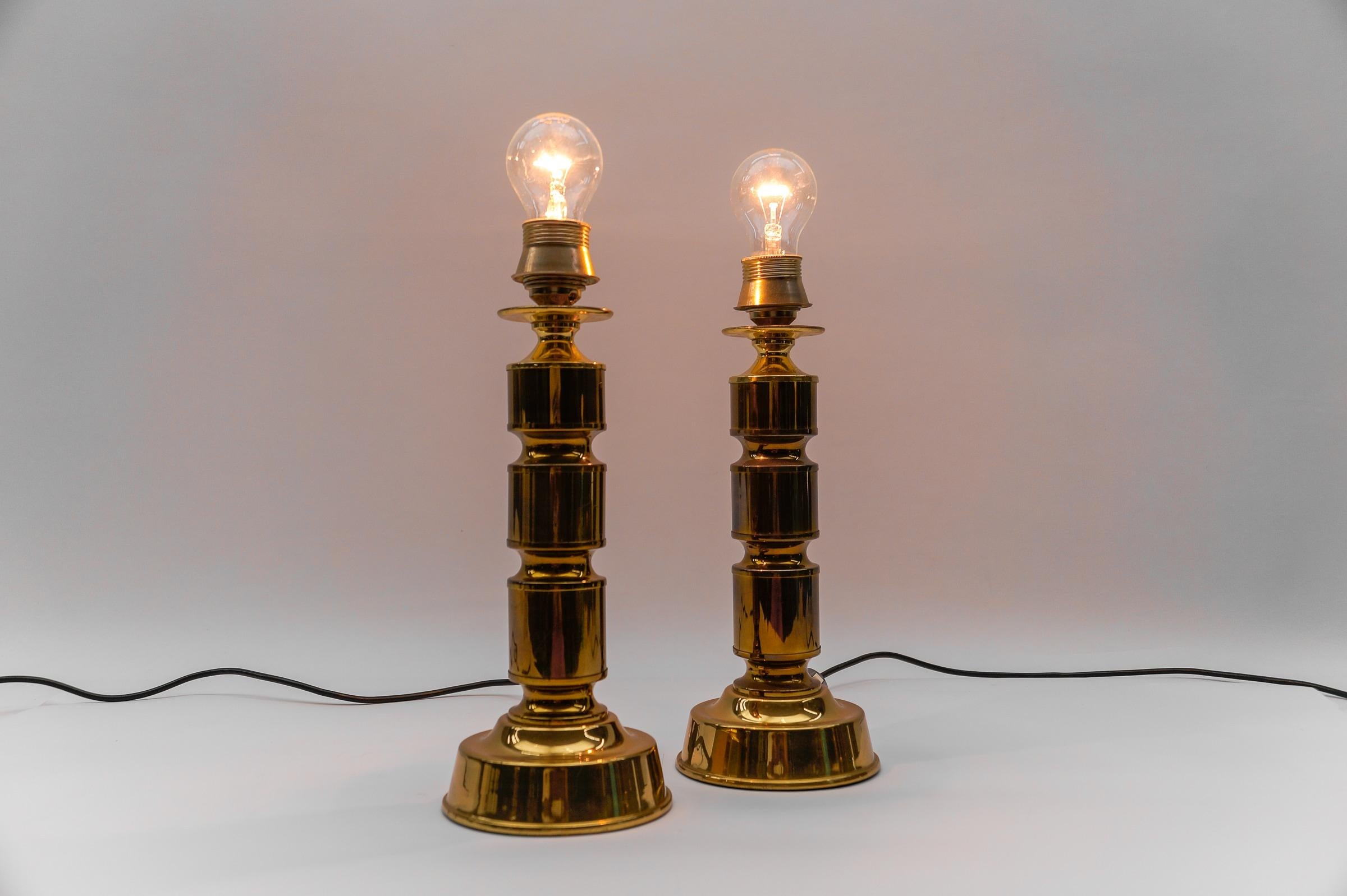 Allemand Paire de bases de lampes de table en laiton de la modernité du milieu du siècle dernier, années 1960 en vente