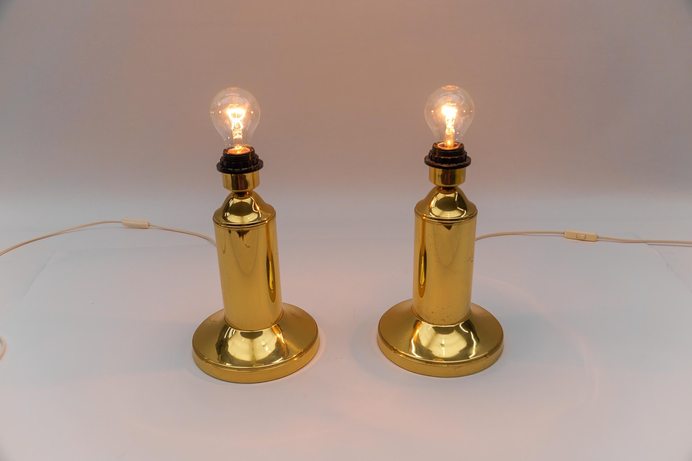 Pair of Mid Century Modern Brass Table Lamp Bases, 1960s For Sale 1